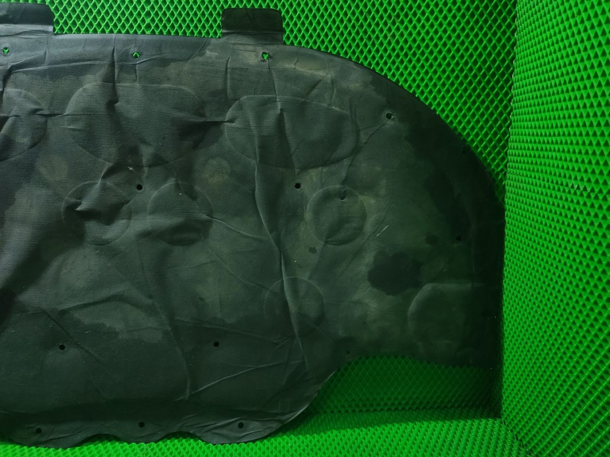 Шумоизоляция капота Mercedes-Benz W204, 3000 рублей, Тамбов