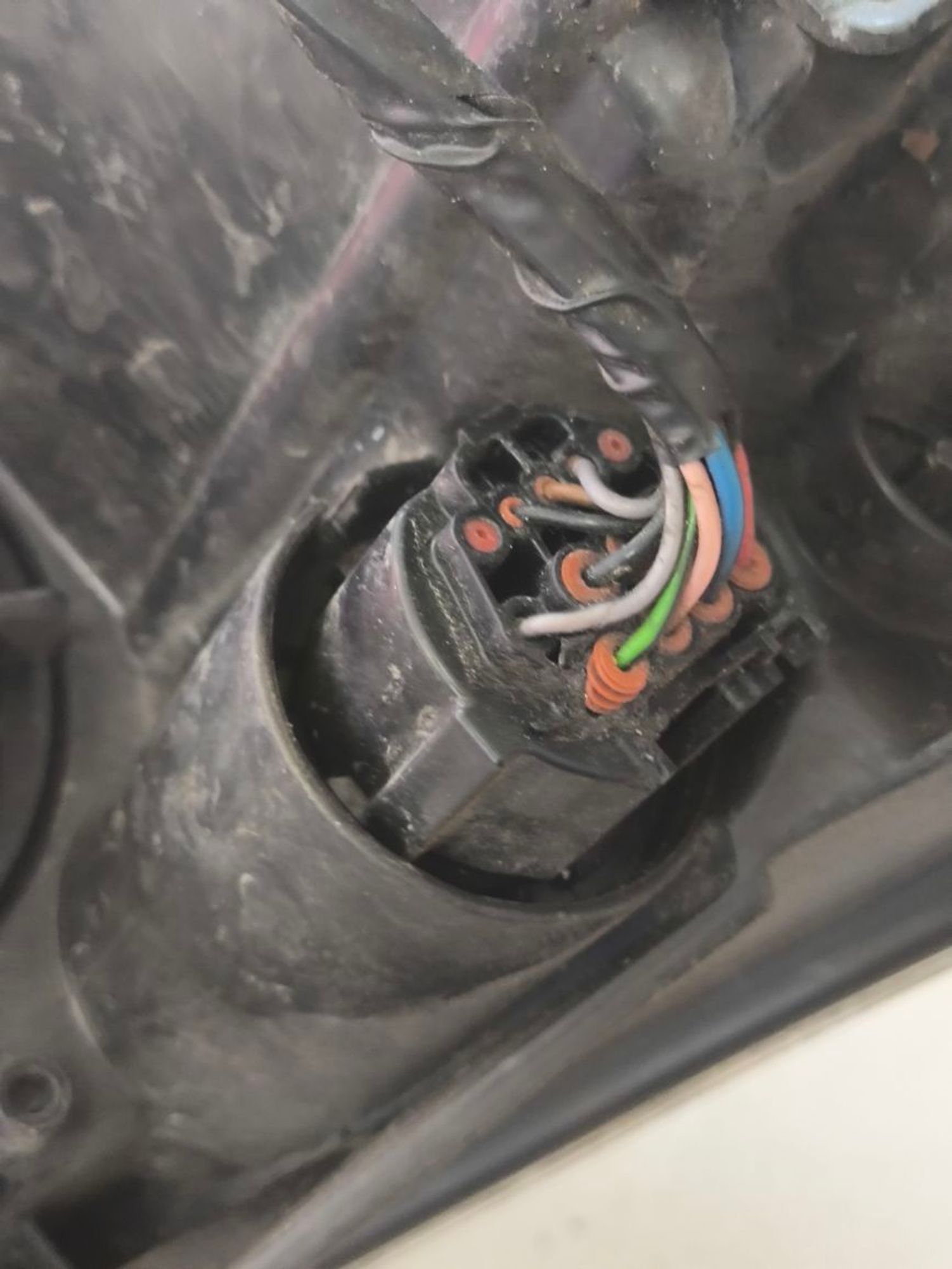 https://ycs.partsauto.market/partsauto-images/thmbs/userImages/a2d258a61cc08549ac0329b7373022c0/part/88178cd2-e5e2-4e54-a51b-99866e4242e7_1783578621987.jpg