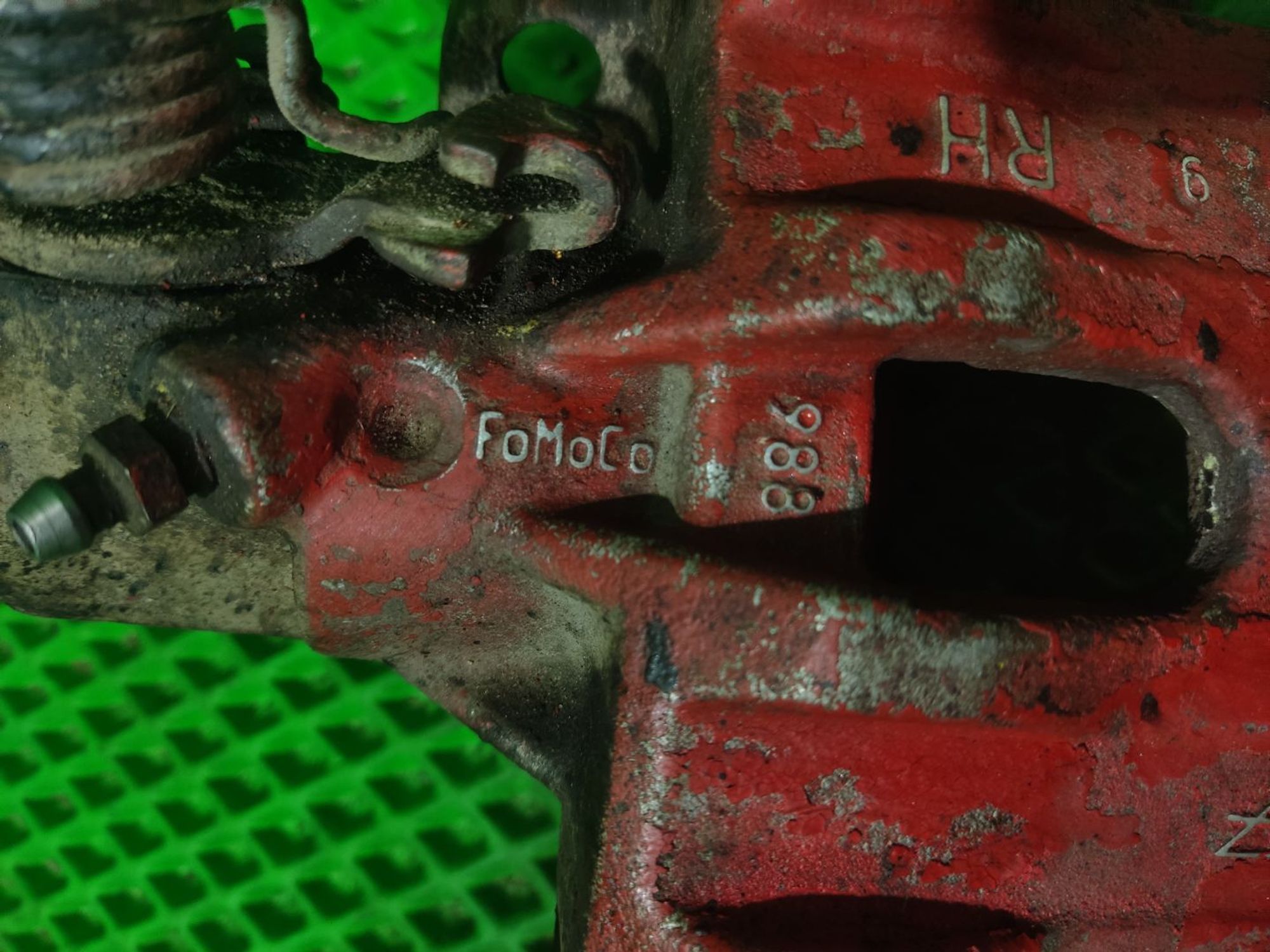 Суппорт тормозной зад.прав. Ford Focus / Mazda BK, 3500 рублей, Тамбов