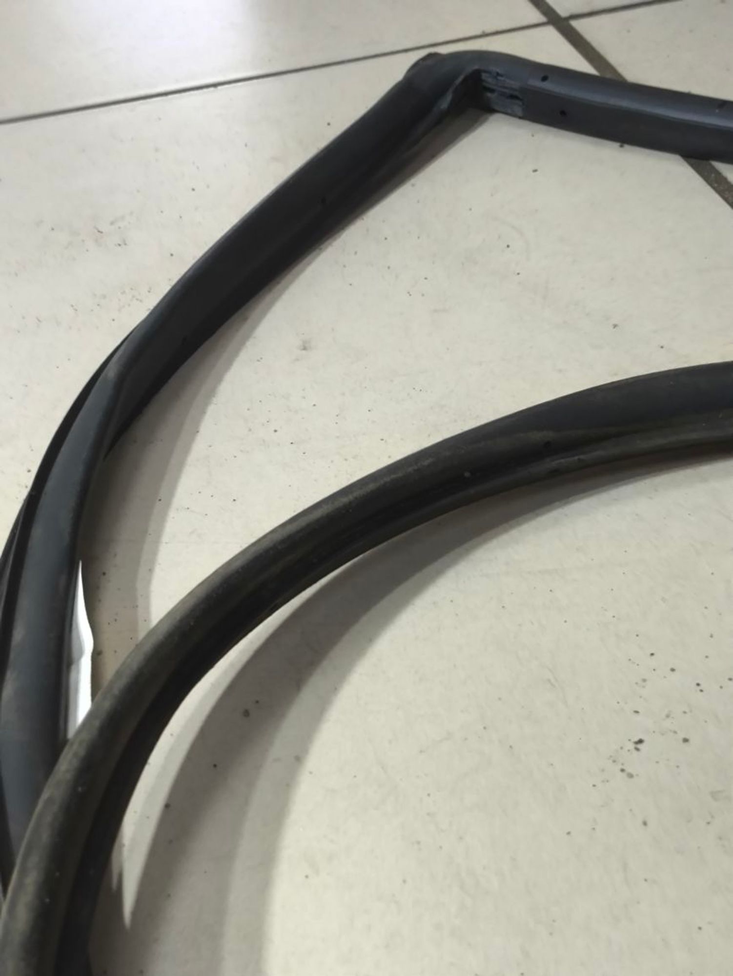 https://ycs.partsauto.market/partsauto-images/thmbs/userImages/a2d258a61cc08549ac0329b7373022c0/part/893cac2f-374d-47f5-a684-8fd3e94e6eb6_1783324131886.jpg