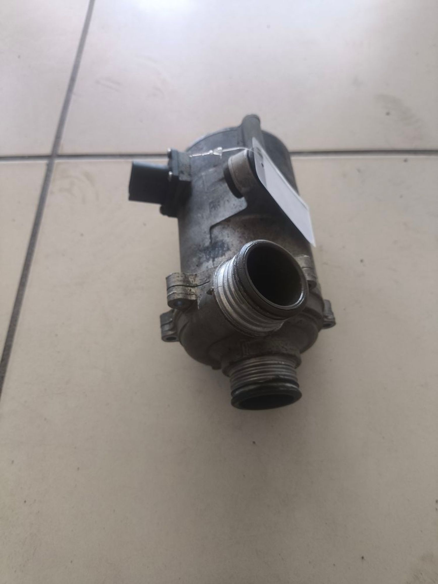 https://ycs.partsauto.market/partsauto-images/thmbs/userImages/a2d258a61cc08549ac0329b7373022c0/part/8998238b-e51a-4769-9127-7ae243f8608f_1786005412193.jpg