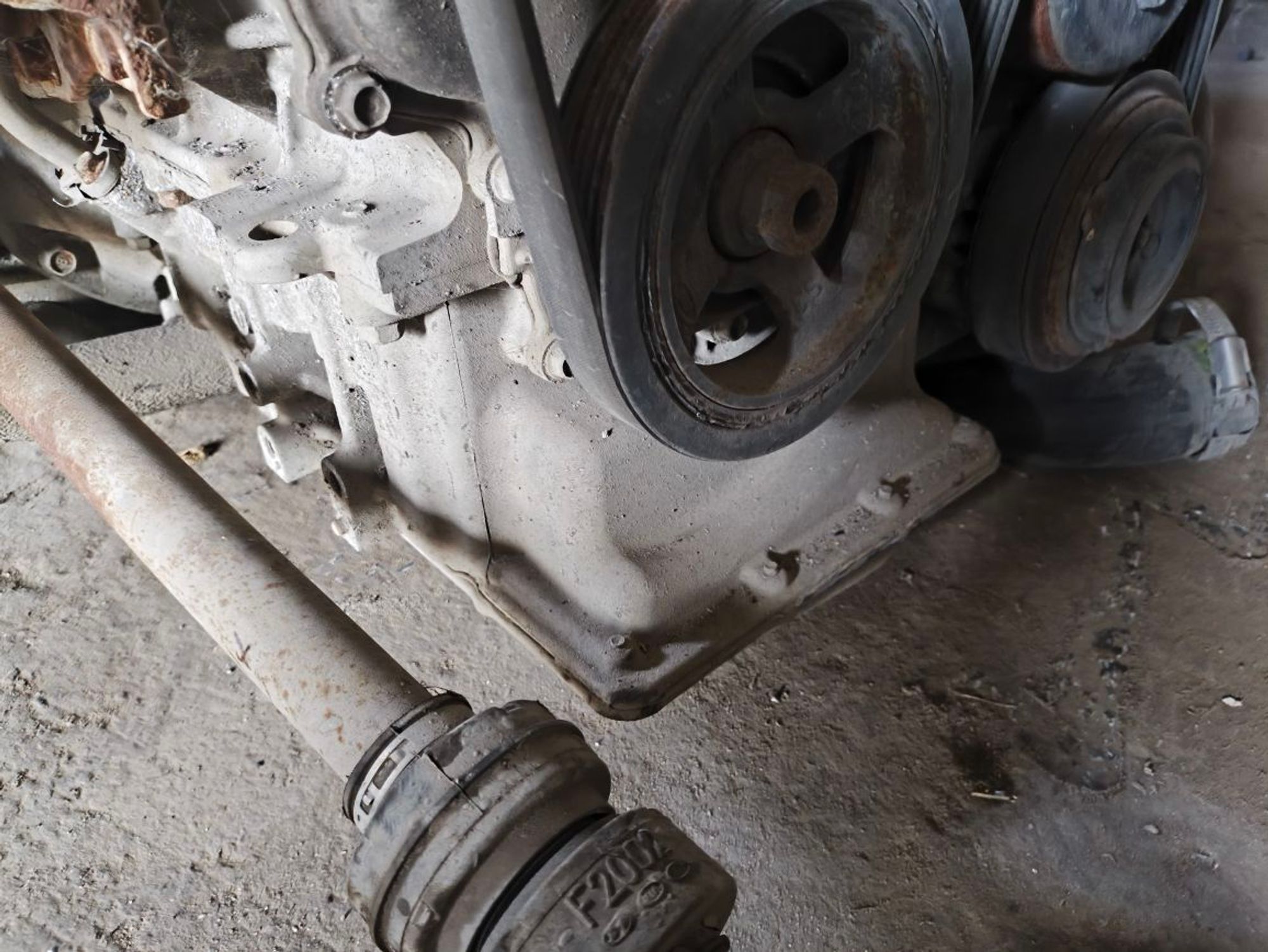 https://ycs.partsauto.market/partsauto-images/thmbs/userImages/a2d258a61cc08549ac0329b7373022c0/part/8a34b92c-95fb-4c69-8ea0-e08e7068f666_1782289153536.jpg