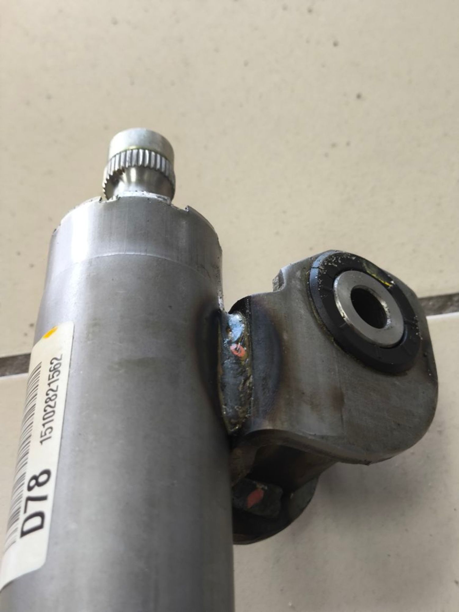 https://ycs.partsauto.market/partsauto-images/thmbs/userImages/a2d258a61cc08549ac0329b7373022c0/part/8a8e3907-f9cc-4840-ac44-5c431a12a867_1782475722875.jpg
