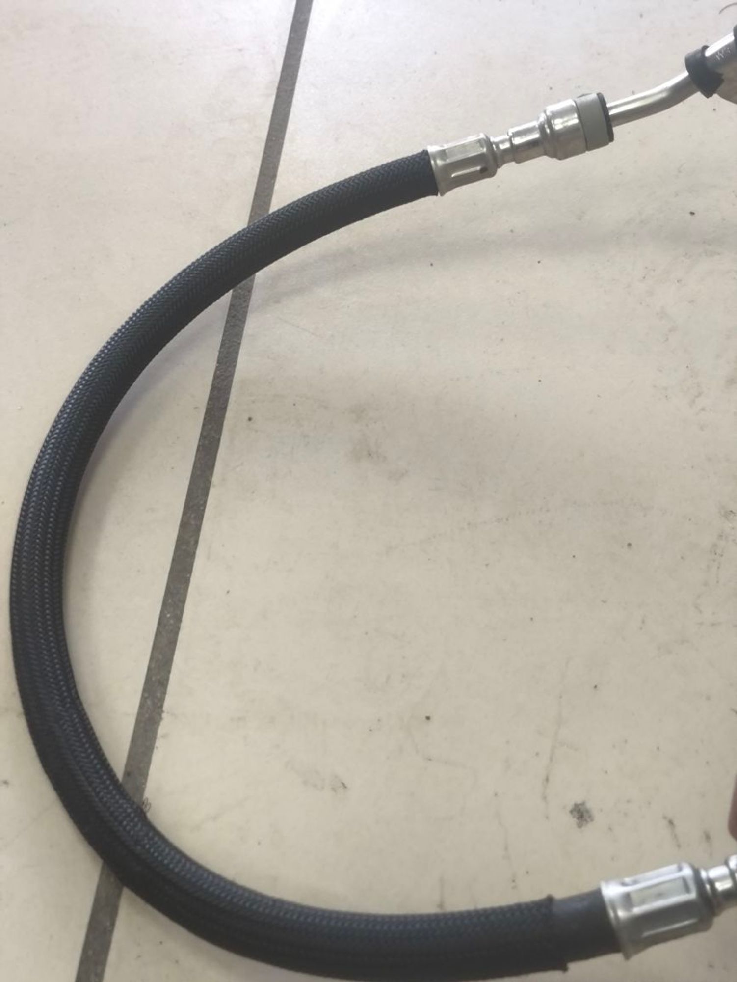 https://ycs.partsauto.market/partsauto-images/thmbs/userImages/a2d258a61cc08549ac0329b7373022c0/part/8b224d43-2757-4397-afc6-4ba4c01aa41b_1786012734568.jpg