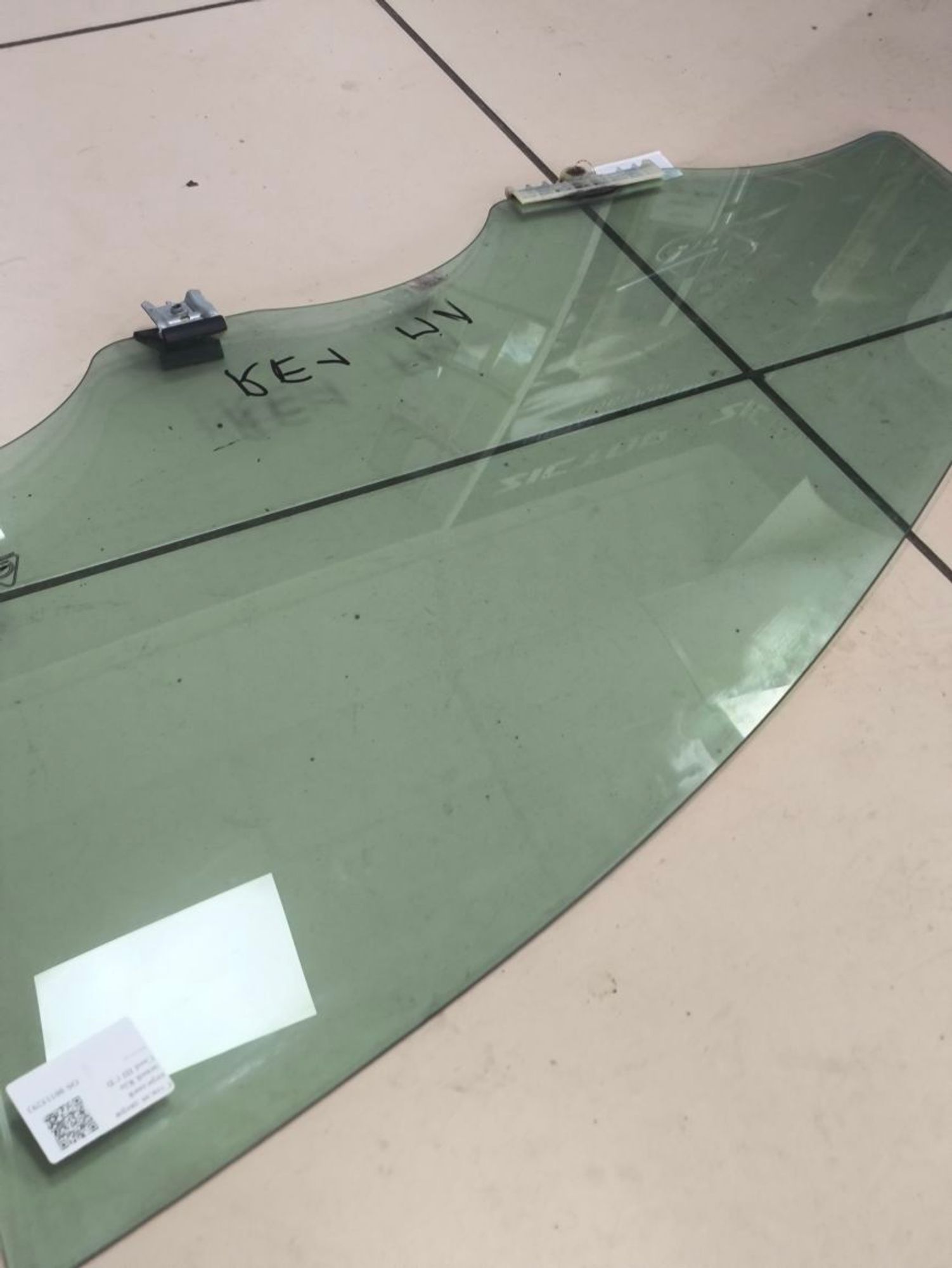 https://ycs.partsauto.market/partsauto-images/thmbs/userImages/a2d258a61cc08549ac0329b7373022c0/part/8bc61bfe-ed81-43c9-99c4-e14c2d38e7d5_1784903145070.jpg