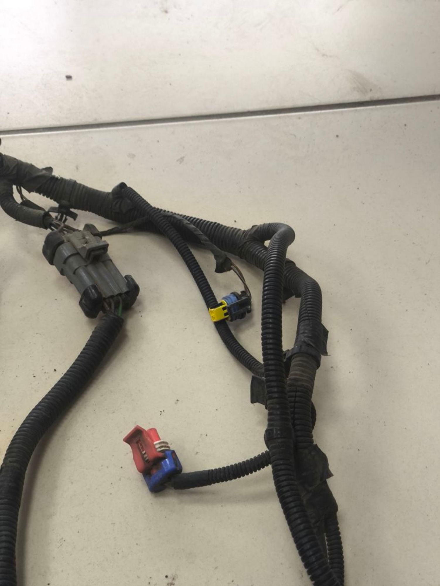 https://ycs.partsauto.market/partsauto-images/thmbs/userImages/a2d258a61cc08549ac0329b7373022c0/part/8d034ca5-77fd-44ee-8372-676c3ec67f1a_1785487754274.jpg