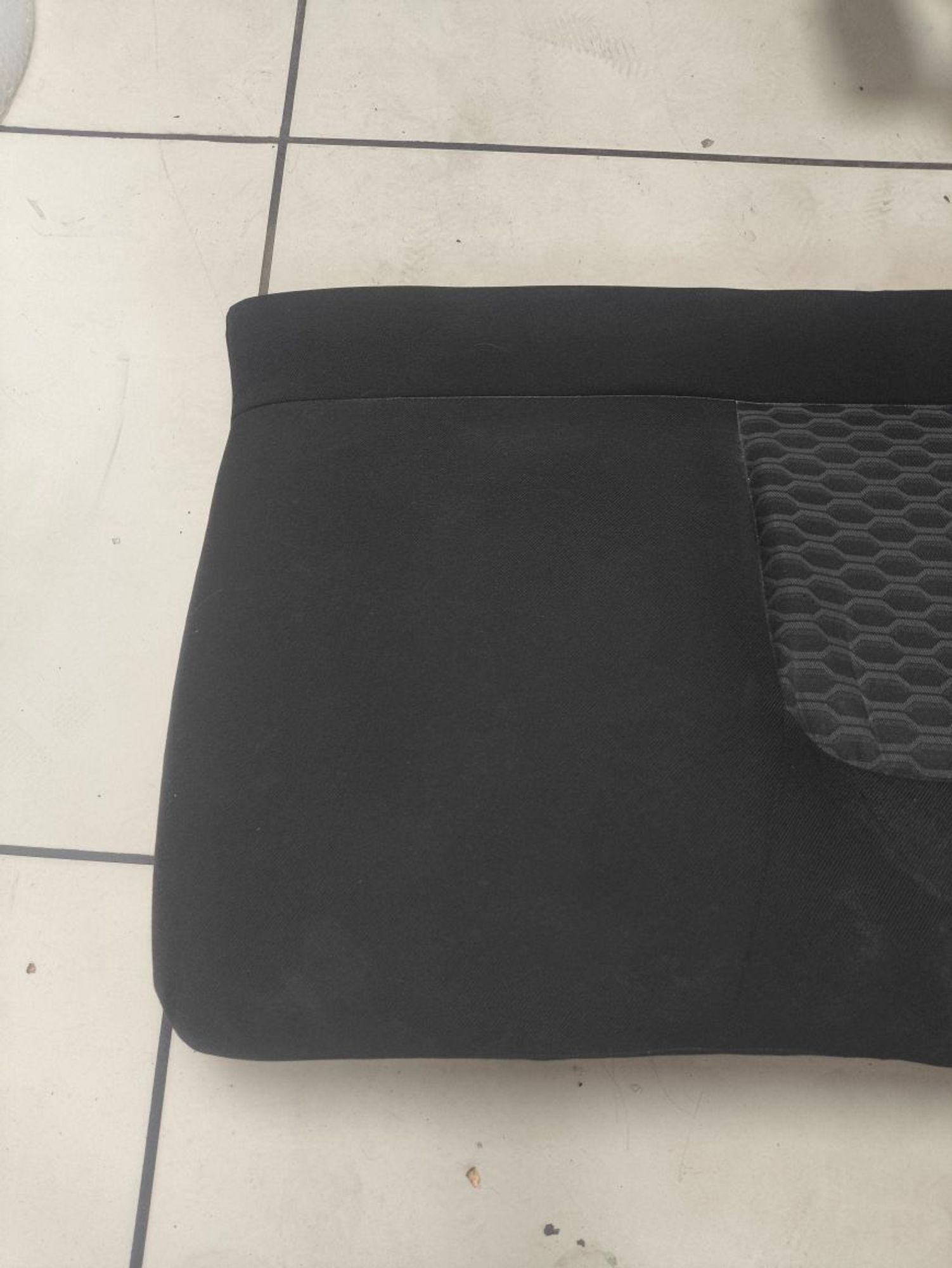 https://ycs.partsauto.market/partsauto-images/thmbs/userImages/a2d258a61cc08549ac0329b7373022c0/part/8db258dc-1c49-419a-aabb-661d87389e26_1786520828465.jpg