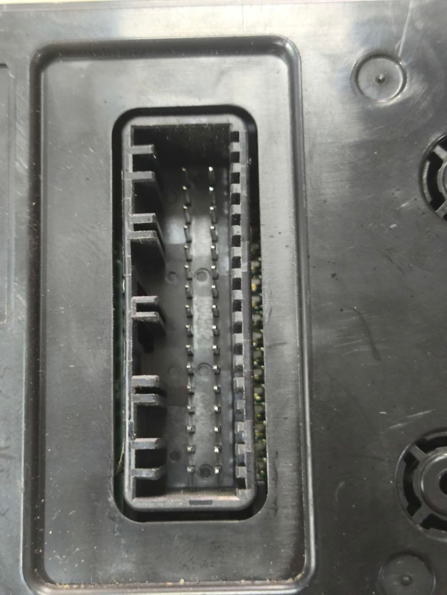 https://ycs.partsauto.market/partsauto-images/thmbs/userImages/a2d258a61cc08549ac0329b7373022c0/part/9087356f-e771-420d-80a3-f6c938bed4e0_1781953263328.jpg