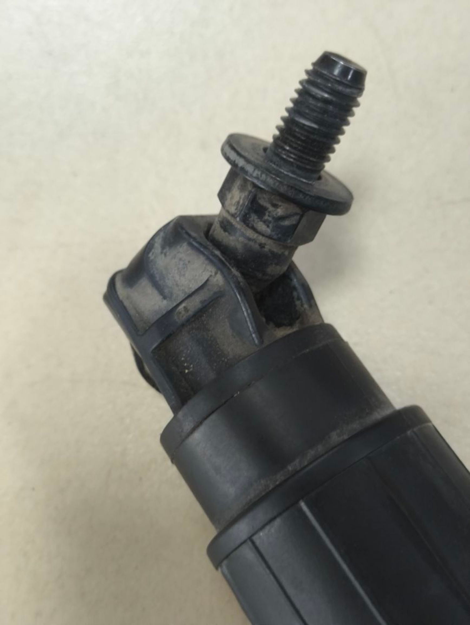 https://ycs.partsauto.market/partsauto-images/thmbs/userImages/a2d258a61cc08549ac0329b7373022c0/part/9095400b-e159-4a2f-ac69-1a93429812d3_1782304041144.jpg
