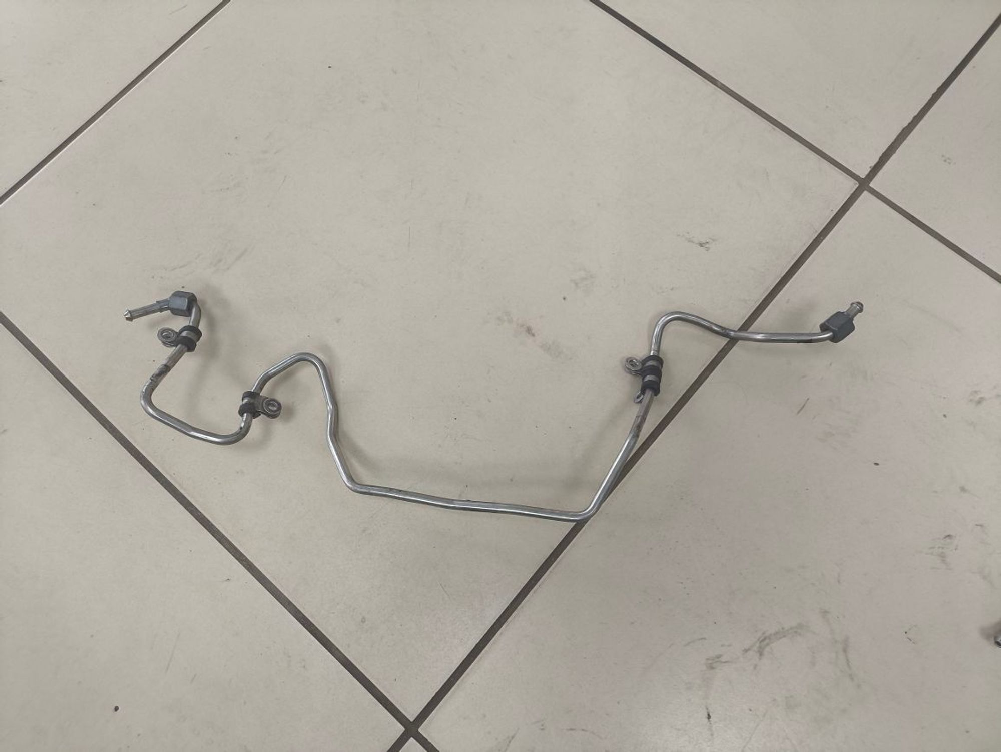 https://ycs.partsauto.market/partsauto-images/thmbs/userImages/a2d258a61cc08549ac0329b7373022c0/part/91975d9c-8a2c-4e5b-88df-4833758cc56b_1784820972308.jpg