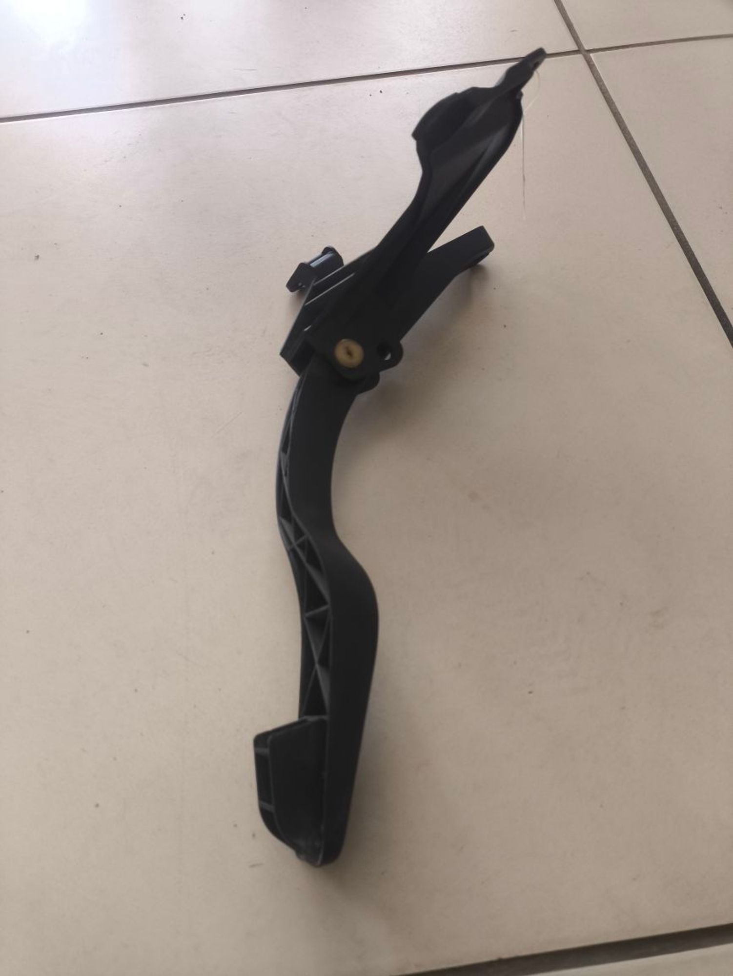https://ycs.partsauto.market/partsauto-images/thmbs/userImages/a2d258a61cc08549ac0329b7373022c0/part/91b0df8f-03d6-4349-ae00-2521674240c2_1787122957713.jpg