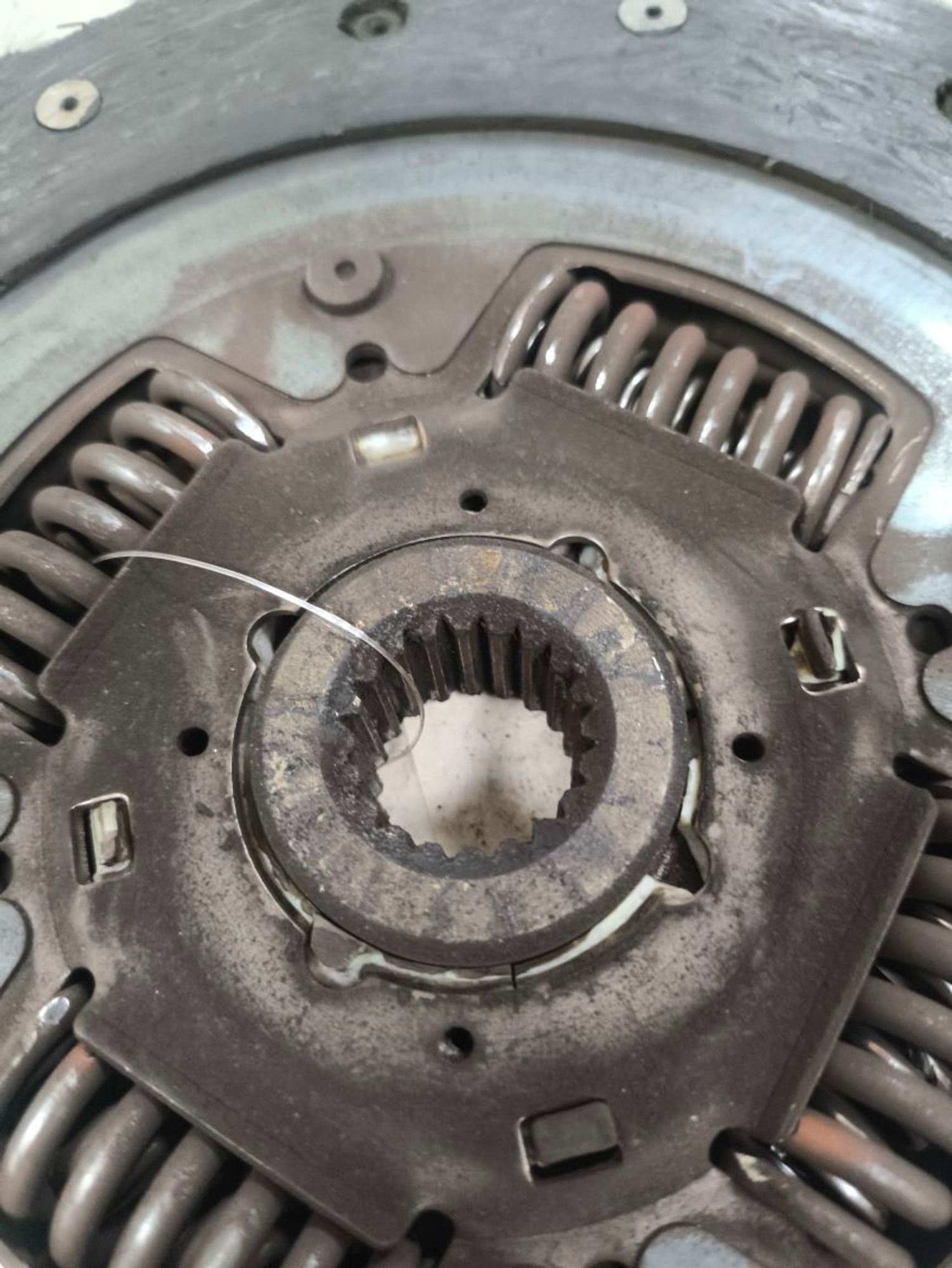 https://ycs.partsauto.market/partsauto-images/thmbs/userImages/a2d258a61cc08549ac0329b7373022c0/part/9237cfb2-56ba-488a-b523-30a6175adfe1_1787053279179.jpg