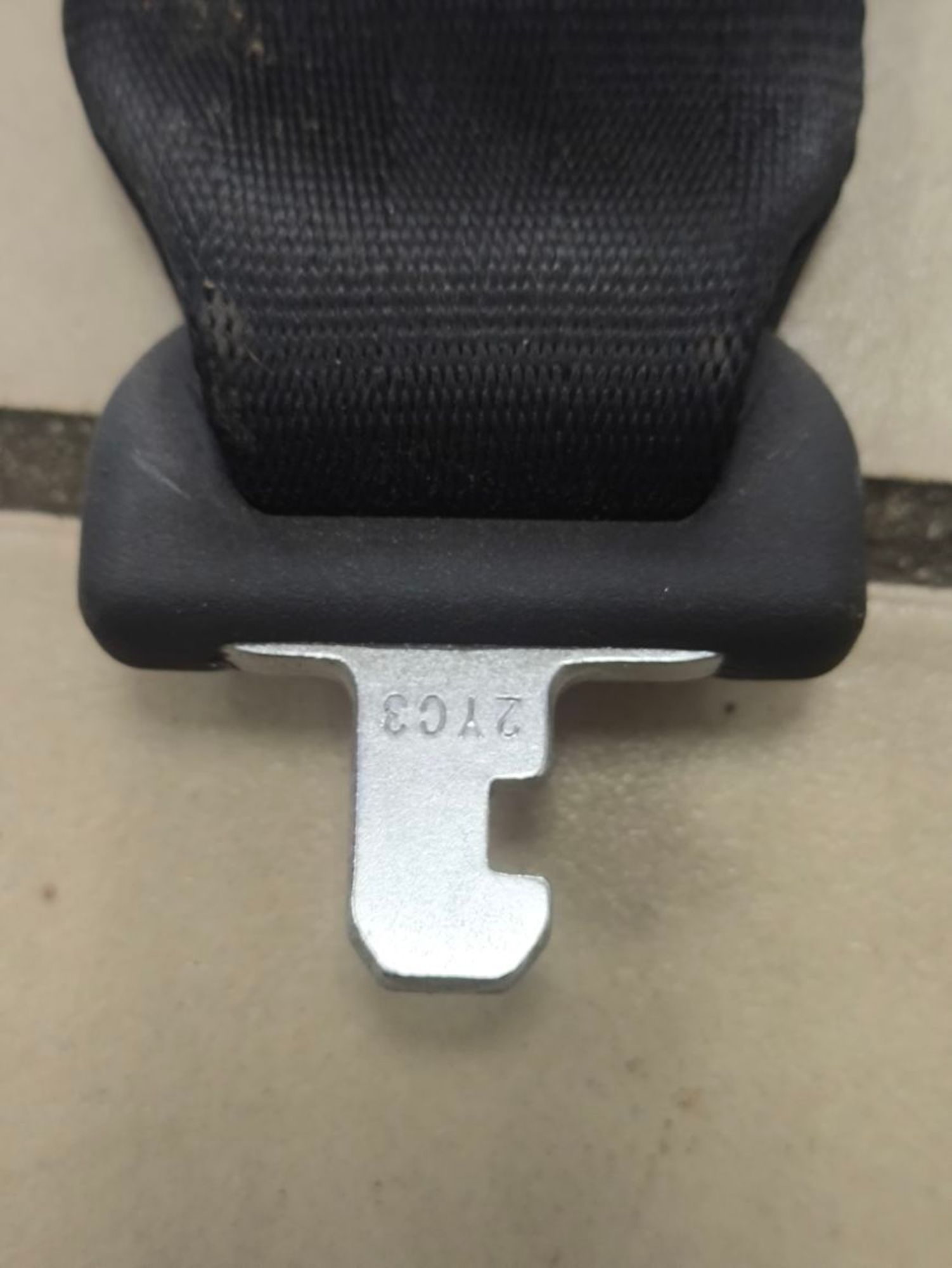 https://ycs.partsauto.market/partsauto-images/thmbs/userImages/a2d258a61cc08549ac0329b7373022c0/part/9251e930-0704-4951-904d-d826cfc9b980_1784816003124.jpg
