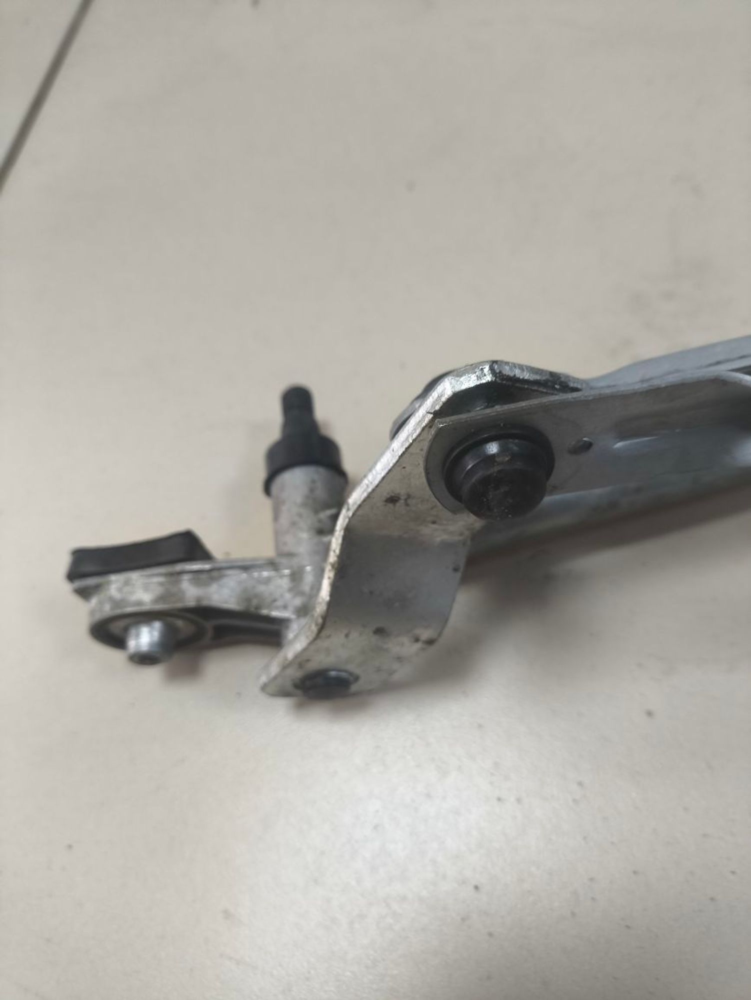 https://ycs.partsauto.market/partsauto-images/thmbs/userImages/a2d258a61cc08549ac0329b7373022c0/part/93860ee7-7c93-4d9f-849b-3cefec6b2414_1781688731063.jpg