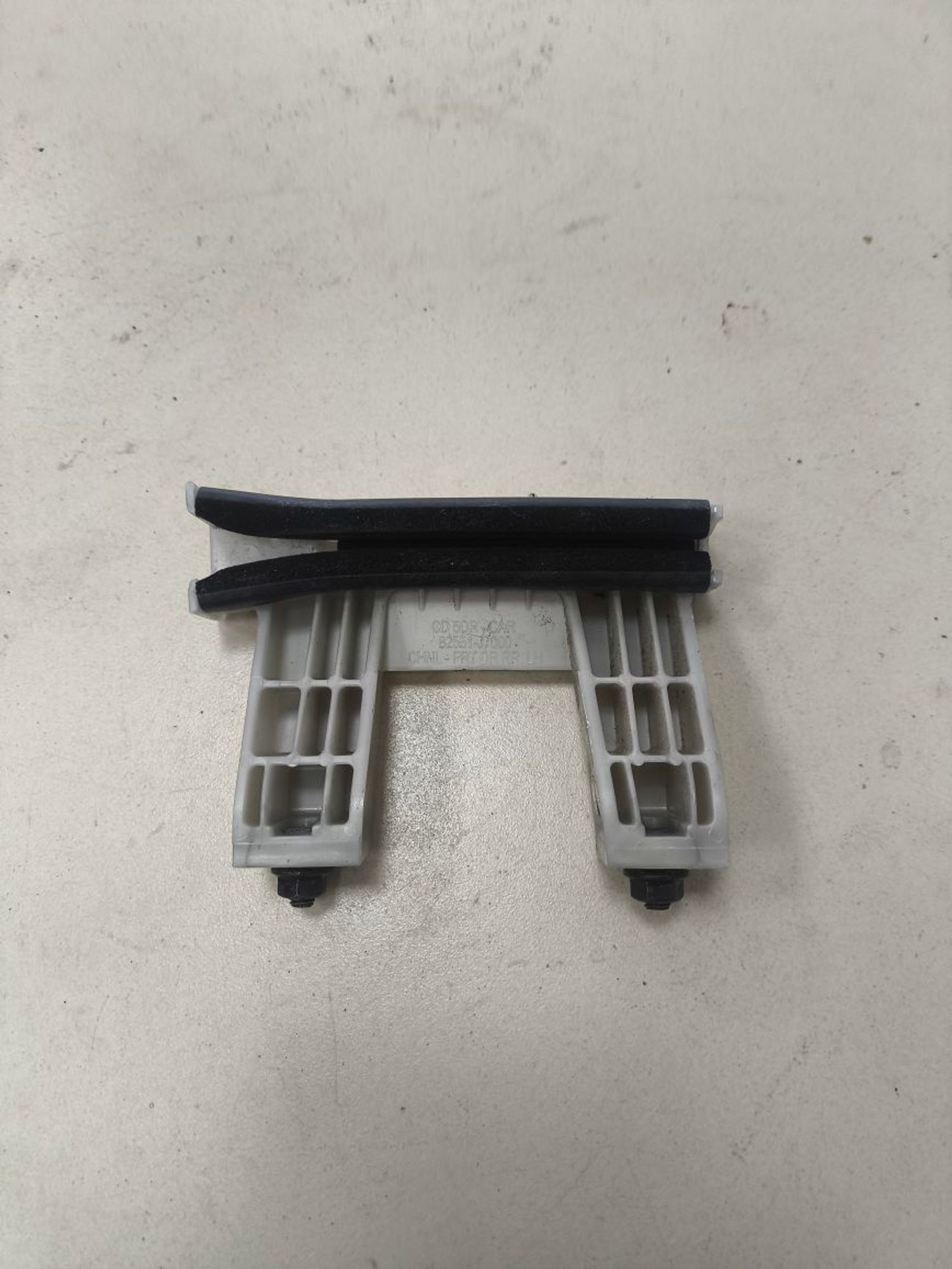 https://ycs.partsauto.market/partsauto-images/thmbs/userImages/a2d258a61cc08549ac0329b7373022c0/part/938f3e84-9ed7-4492-9f55-71c123c0fa4d_1784898388136.jpg