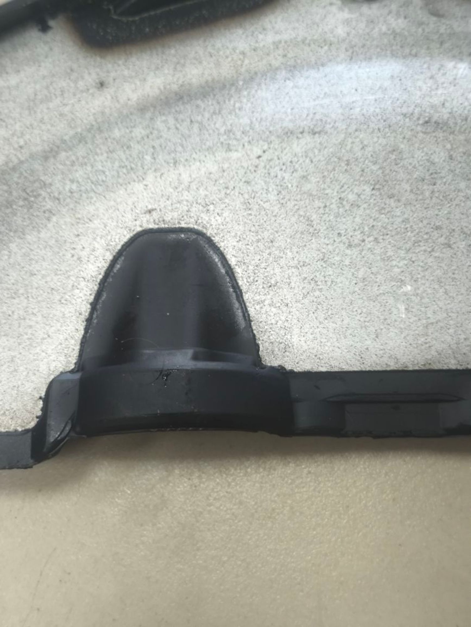https://ycs.partsauto.market/partsauto-images/thmbs/userImages/a2d258a61cc08549ac0329b7373022c0/part/93d03e21-18d7-4eb9-9bed-b1d888ff0e8c_1786091851282.jpg