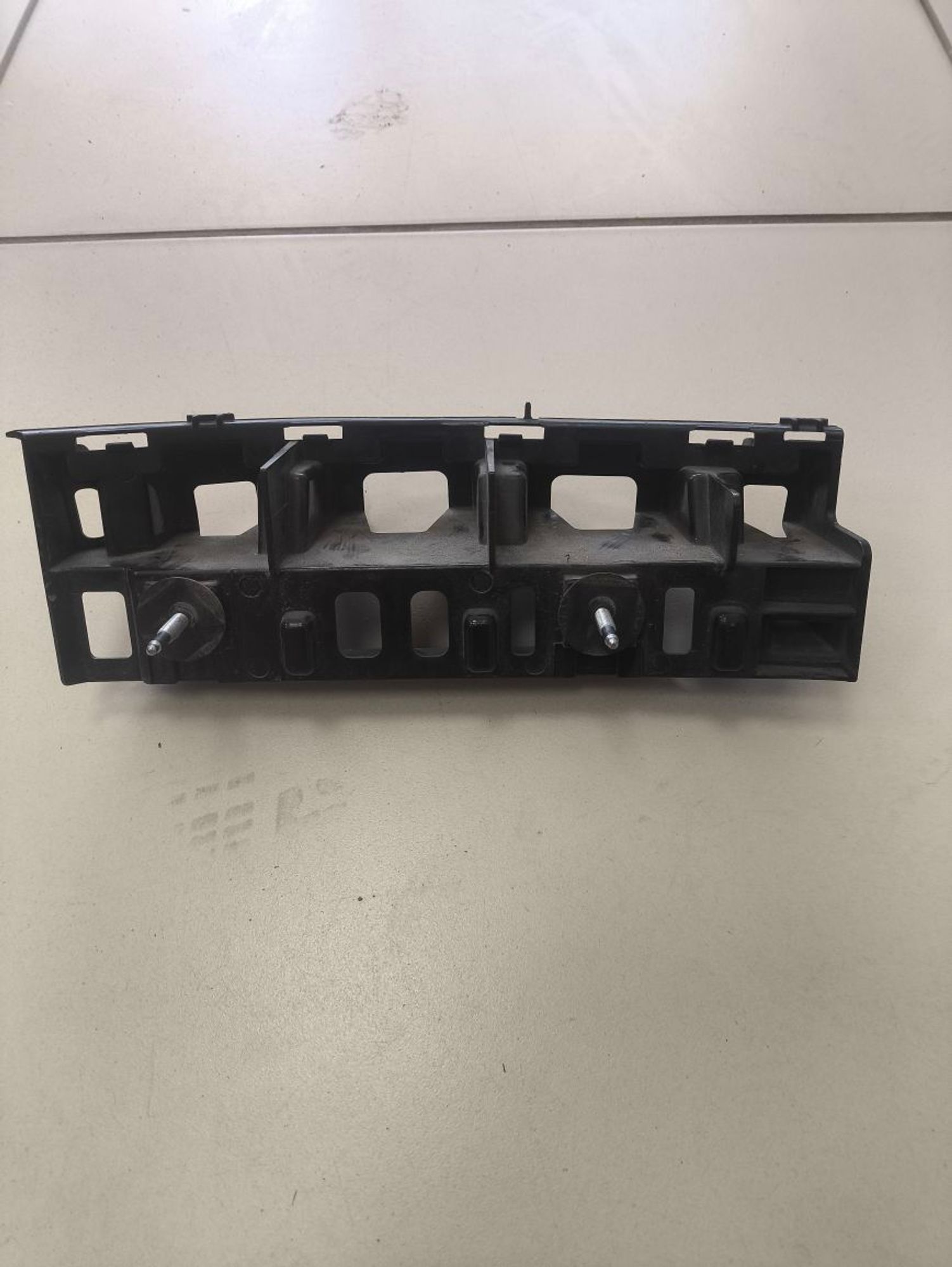https://ycs.partsauto.market/partsauto-images/thmbs/userImages/a2d258a61cc08549ac0329b7373022c0/part/93e11bf5-ce96-427a-9c37-aea1cbc2fbd0_1786774886731.jpg
