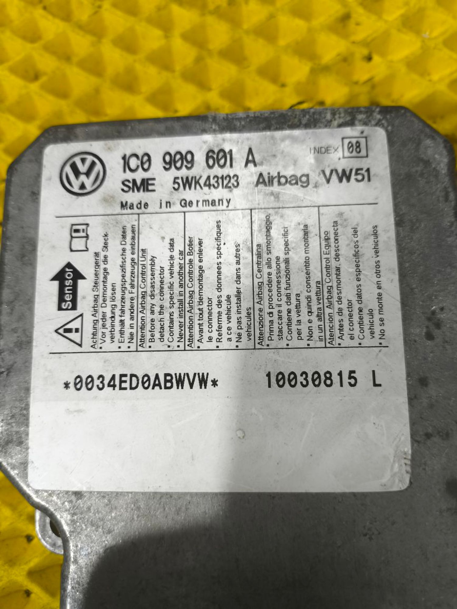 https://ycs.partsauto.market/partsauto-images/thmbs/userImages/a2d258a61cc08549ac0329b7373022c0/part/94159945-af8f-488c-896e-d58db978064b_1779893144938.jpg