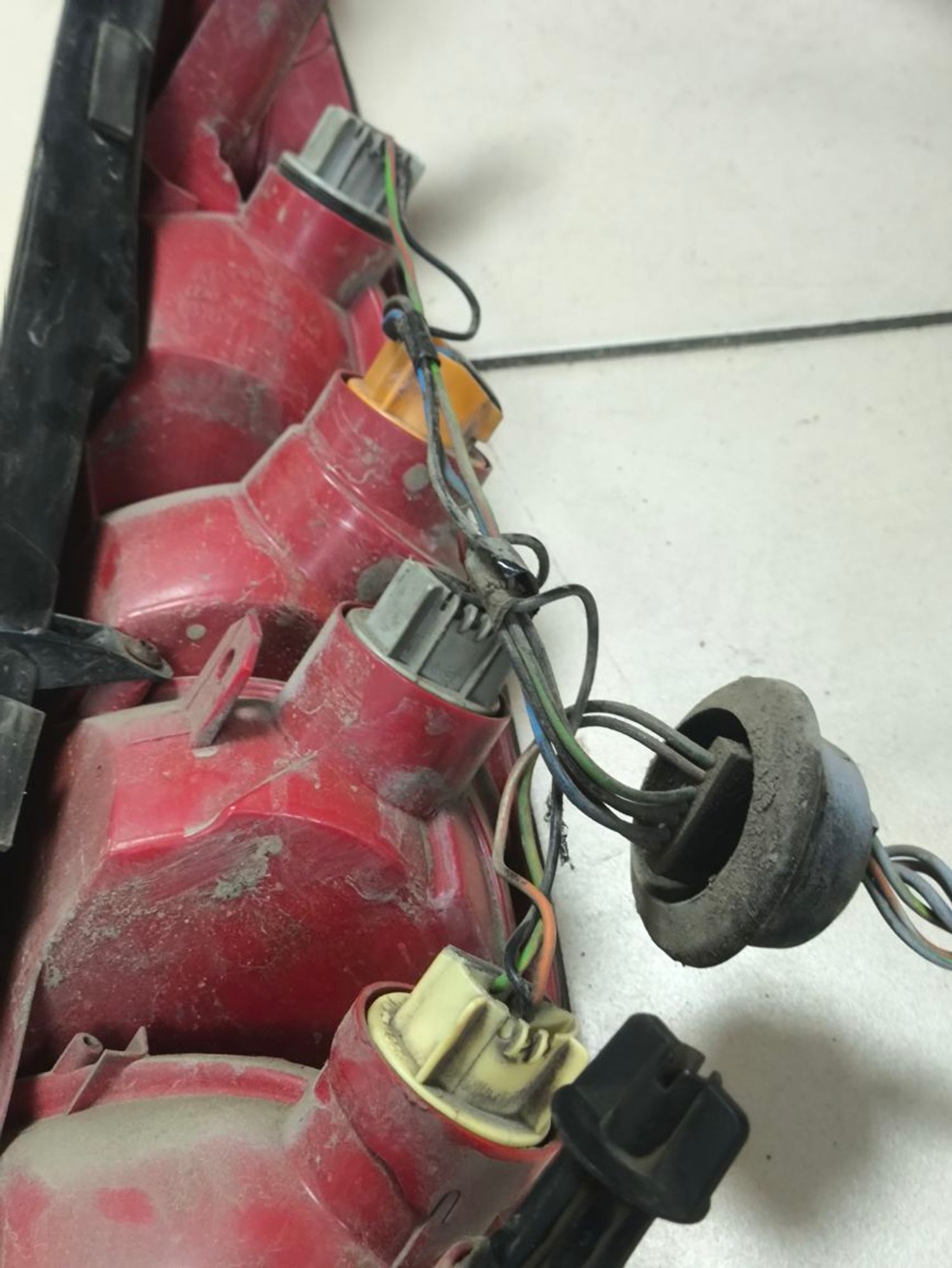 https://ycs.partsauto.market/partsauto-images/thmbs/userImages/a2d258a61cc08549ac0329b7373022c0/part/95ba73cb-57e2-47bd-9336-9d0dd331b419_1786953642259.jpg