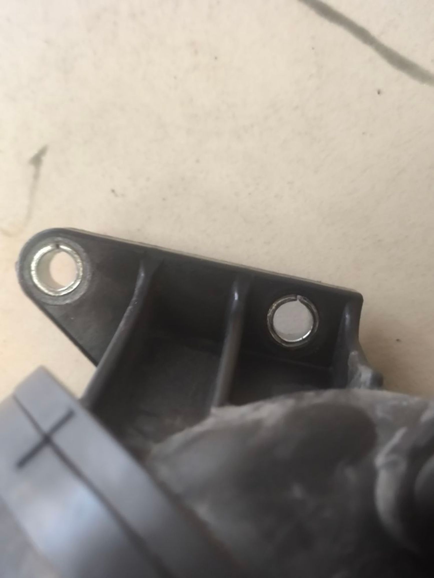 https://ycs.partsauto.market/partsauto-images/thmbs/userImages/a2d258a61cc08549ac0329b7373022c0/part/96b360e7-6a3a-4bda-beba-d957a85c9d07_1786013457217.jpg