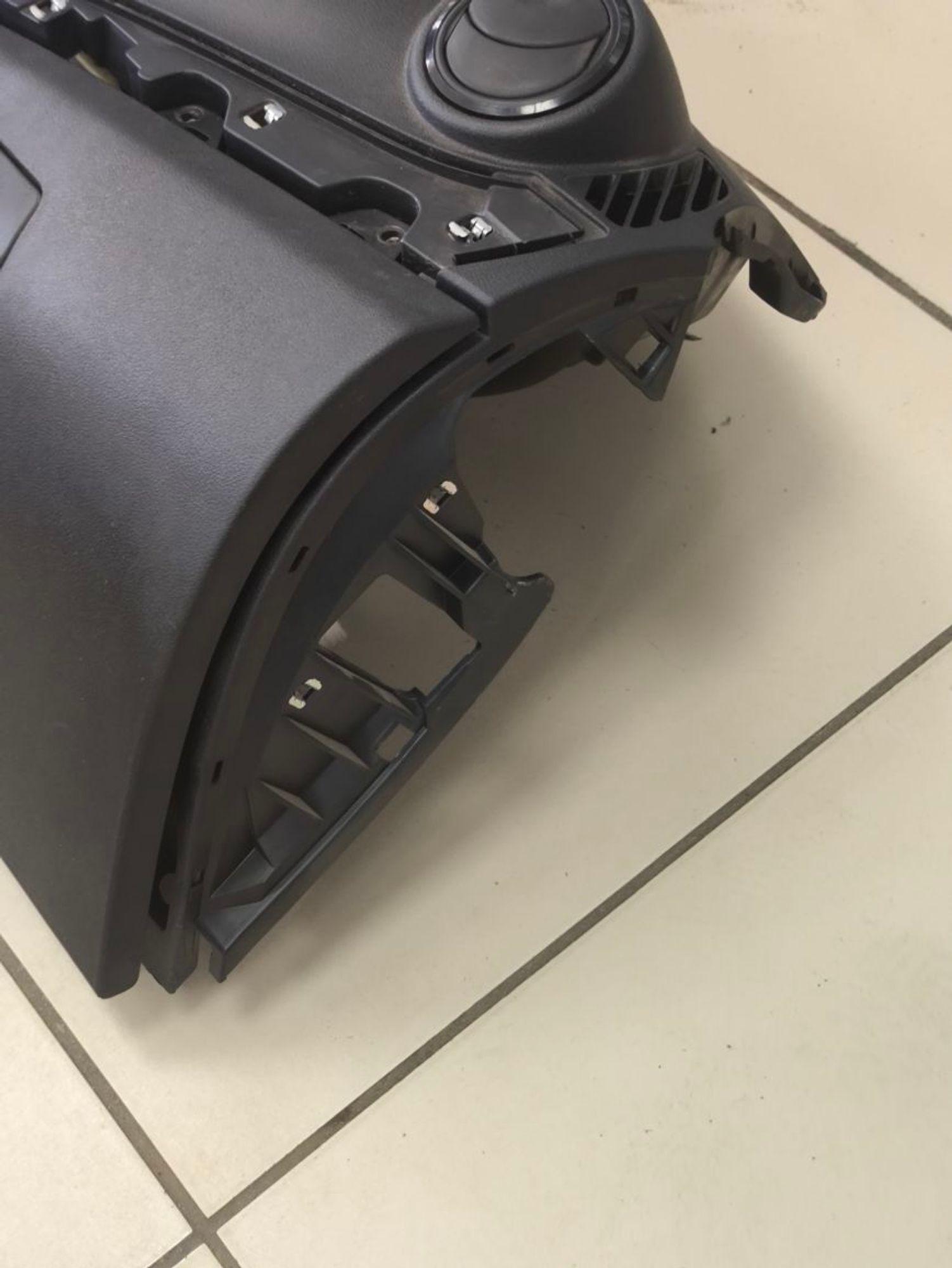 https://ycs.partsauto.market/partsauto-images/thmbs/userImages/a2d258a61cc08549ac0329b7373022c0/part/99139c74-4344-4895-88f3-c8b4137d65ee_1783673757695.jpg