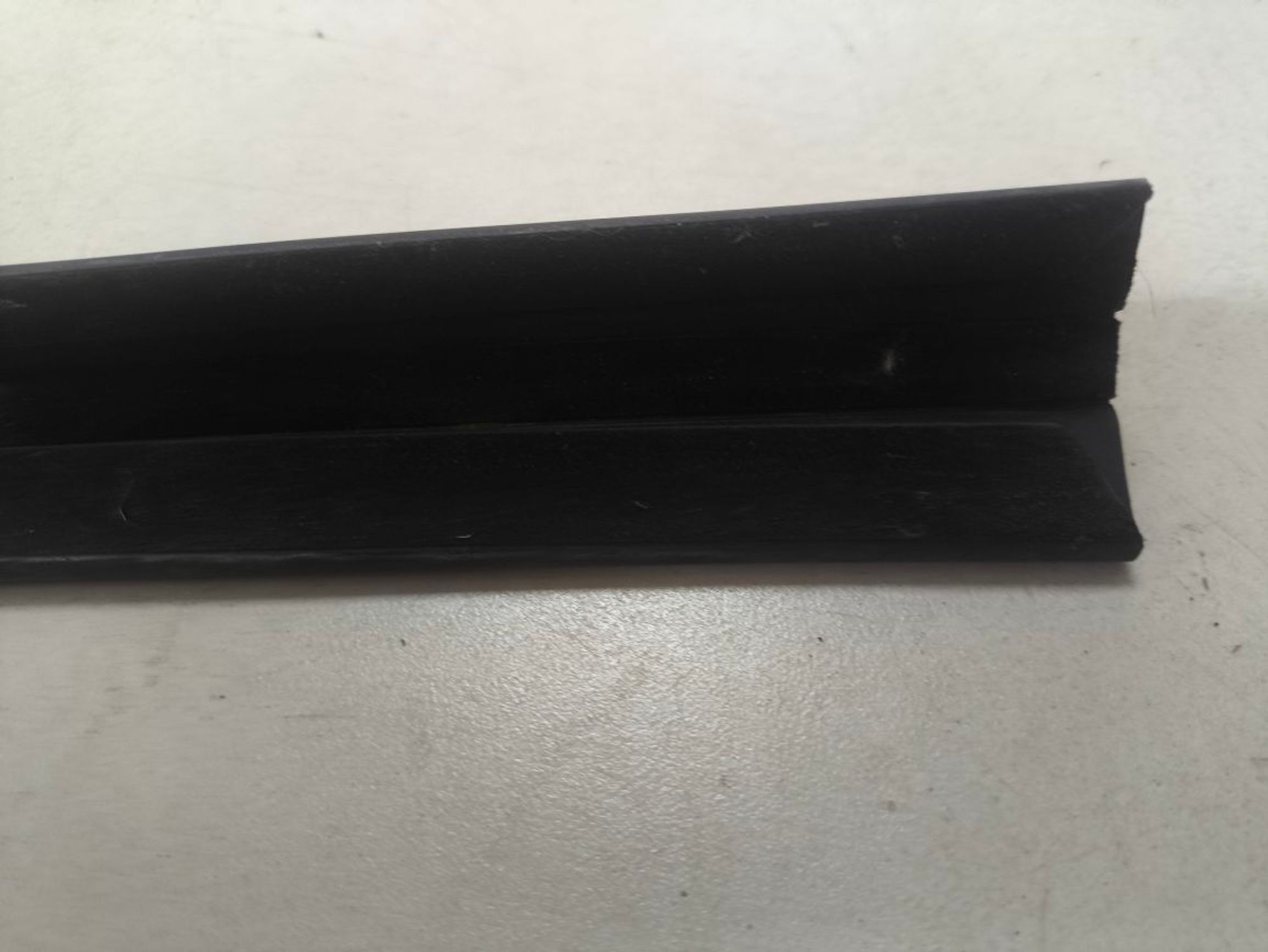 https://ycs.partsauto.market/partsauto-images/thmbs/userImages/a2d258a61cc08549ac0329b7373022c0/part/99c0b810-7471-4975-bae7-eafc3f6bb74c_1781936608988.jpg