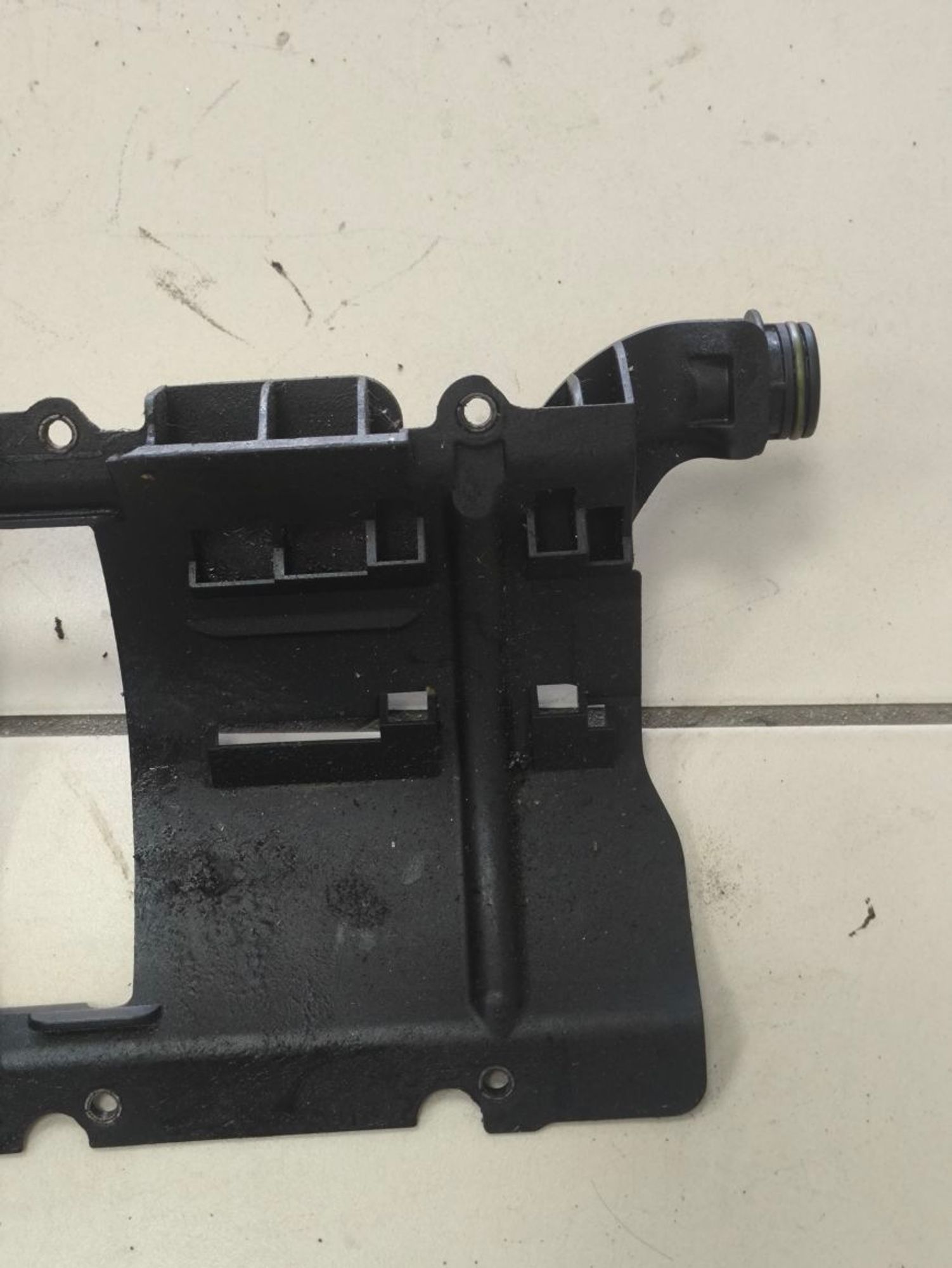 https://ycs.partsauto.market/partsauto-images/thmbs/userImages/a2d258a61cc08549ac0329b7373022c0/part/9c4880b0-813e-4c2b-9602-71451cd66c95_1784727095864.jpg