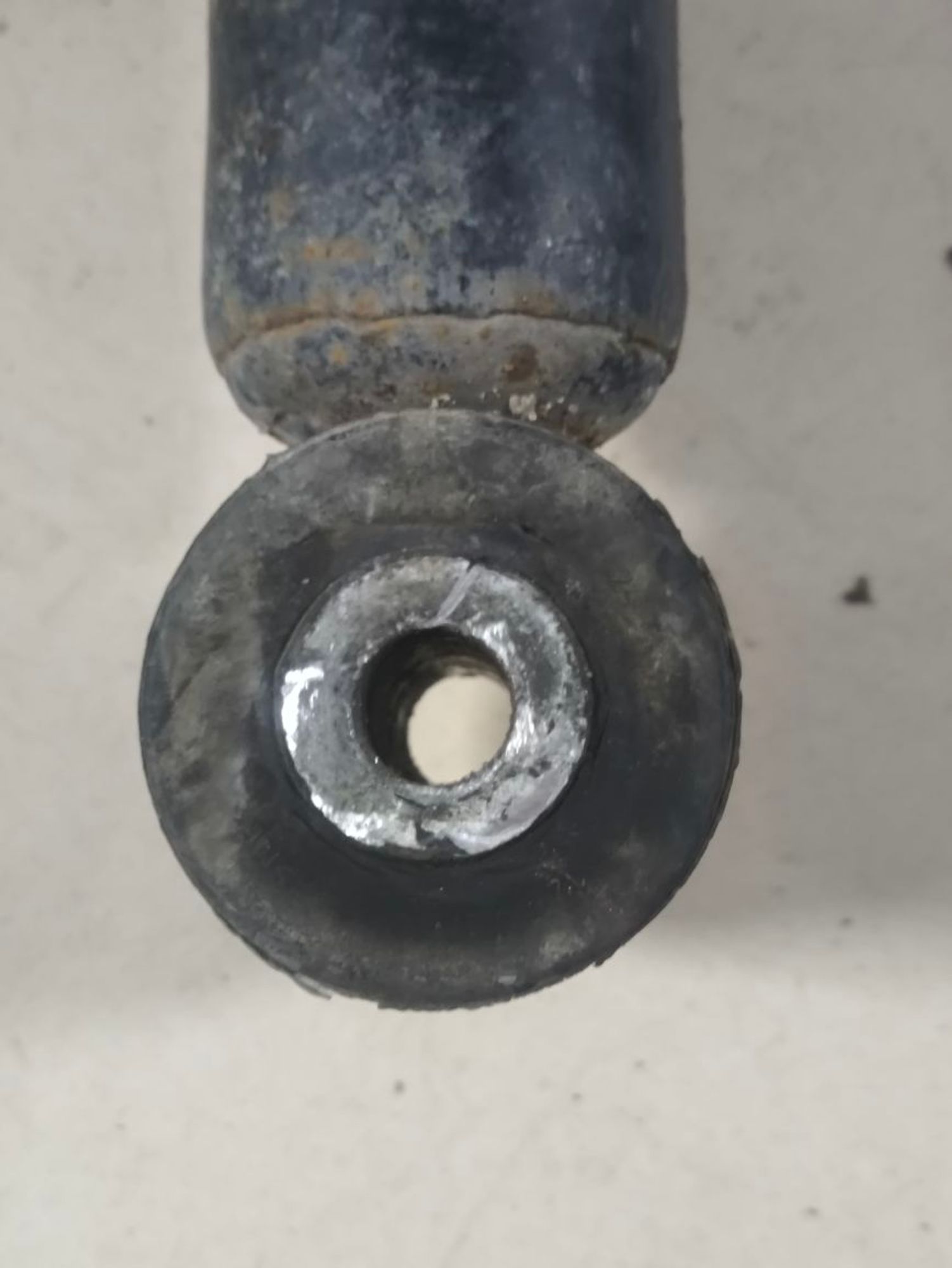 https://ycs.partsauto.market/partsauto-images/thmbs/userImages/a2d258a61cc08549ac0329b7373022c0/part/9cf4212a-d2f5-4fb8-8a75-abf5ad36f960_1785478978375.jpg