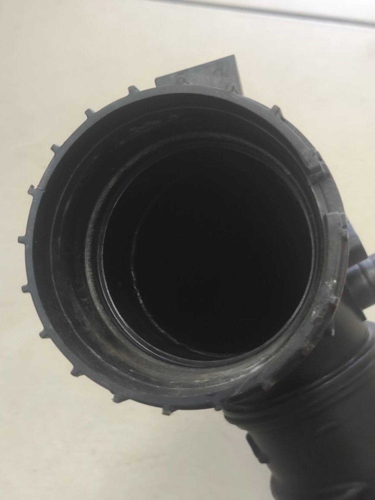 https://ycs.partsauto.market/partsauto-images/thmbs/userImages/a2d258a61cc08549ac0329b7373022c0/part/9d05fcc2-f12e-4f94-998e-6bdc4f0d5896_1786018594982.jpg