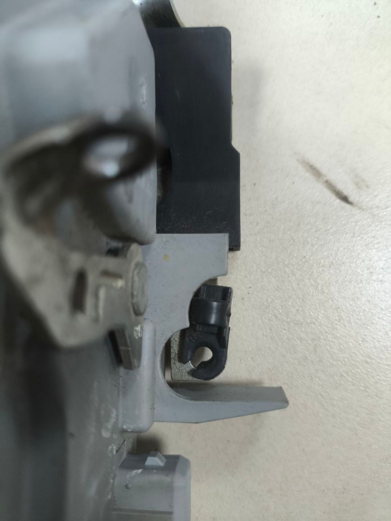 https://ycs.partsauto.market/partsauto-images/thmbs/userImages/a2d258a61cc08549ac0329b7373022c0/part/9d4e60cc-00e7-432f-9902-f2dea231f679_1781705145853.jpg