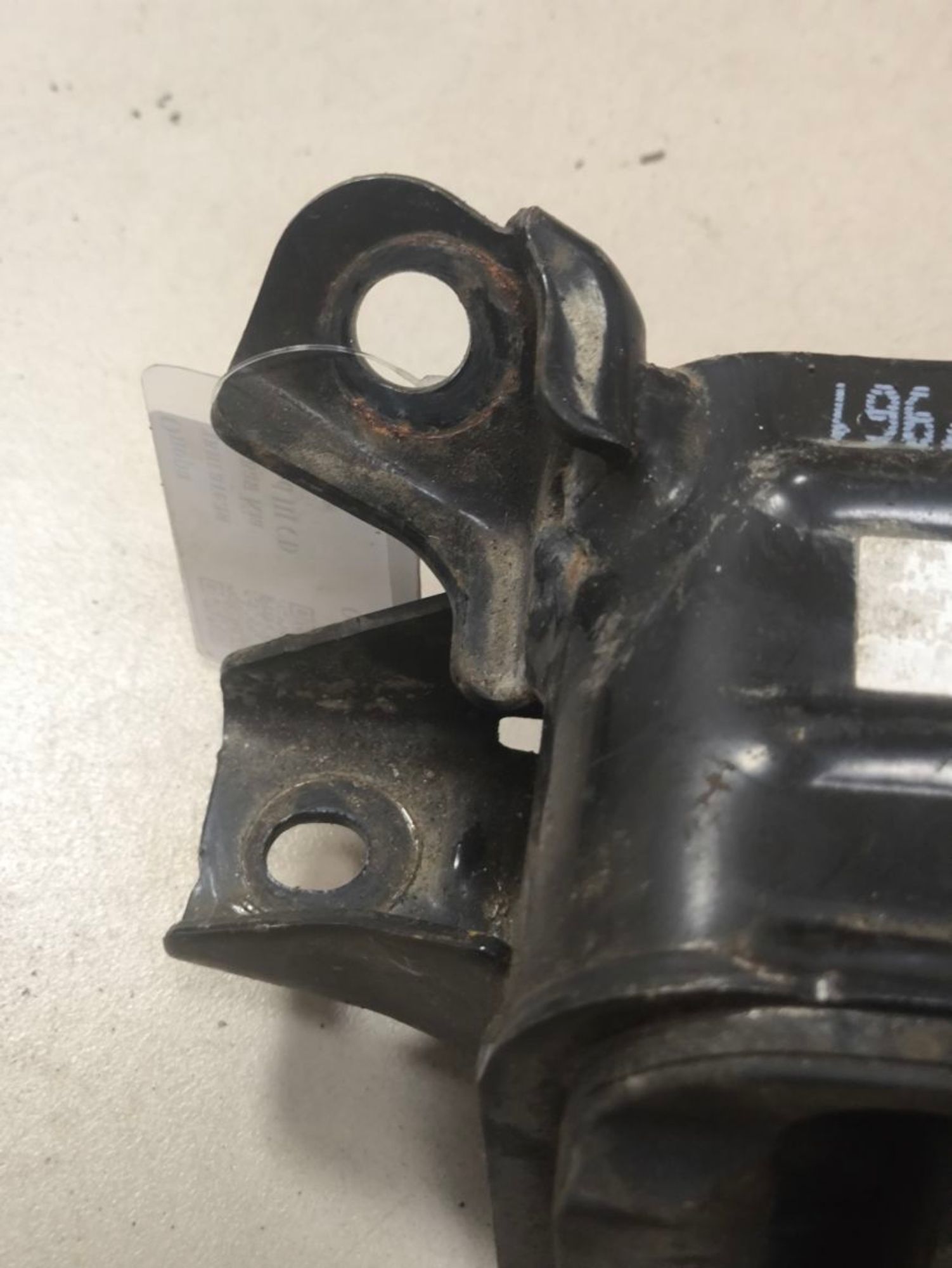 https://ycs.partsauto.market/partsauto-images/thmbs/userImages/a2d258a61cc08549ac0329b7373022c0/part/9f3ae4fc-b7c5-4e41-a237-f62db266d46f_1787213969975.jpg