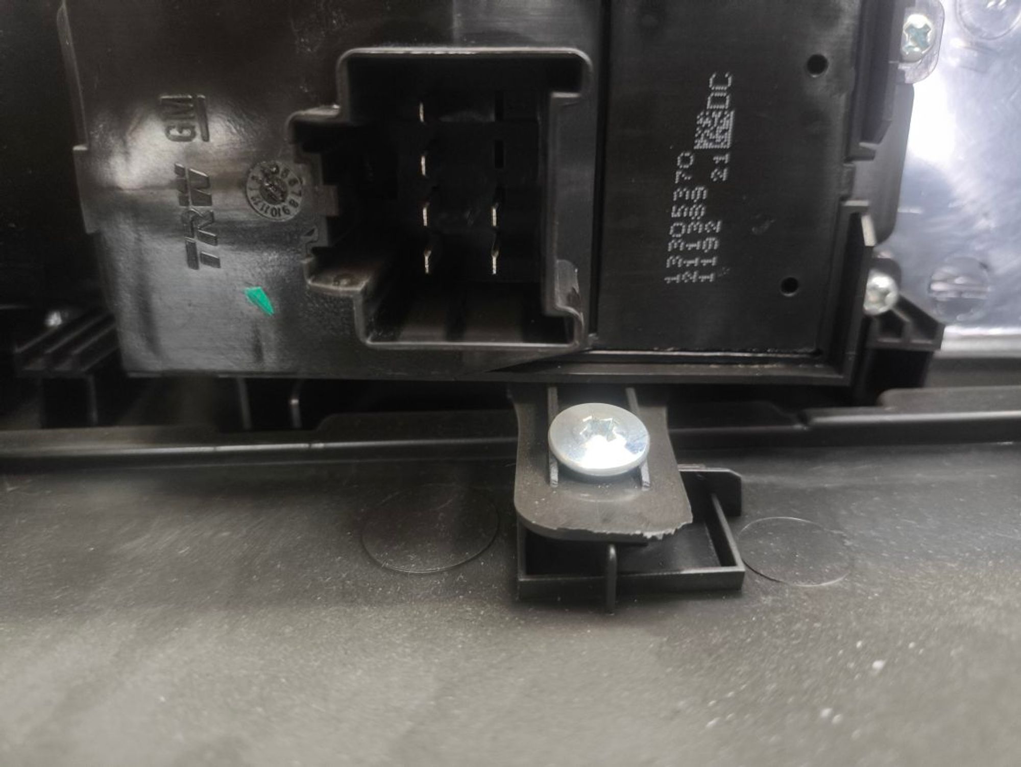 https://ycs.partsauto.market/partsauto-images/thmbs/userImages/a2d258a61cc08549ac0329b7373022c0/part/9f58e4fb-c19a-4e88-a111-79987bd1ba50_1781871487097.jpg