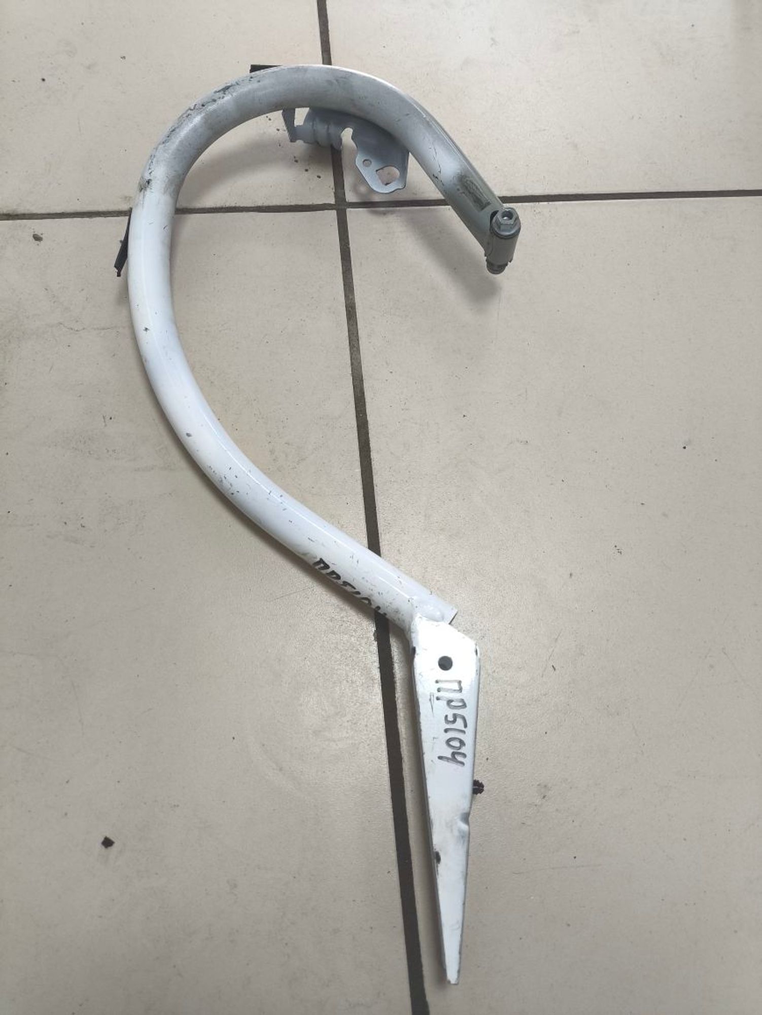 Петля крышки багажника Mercedes-Benz E-класс W212, 2300 рублей, Тамбов