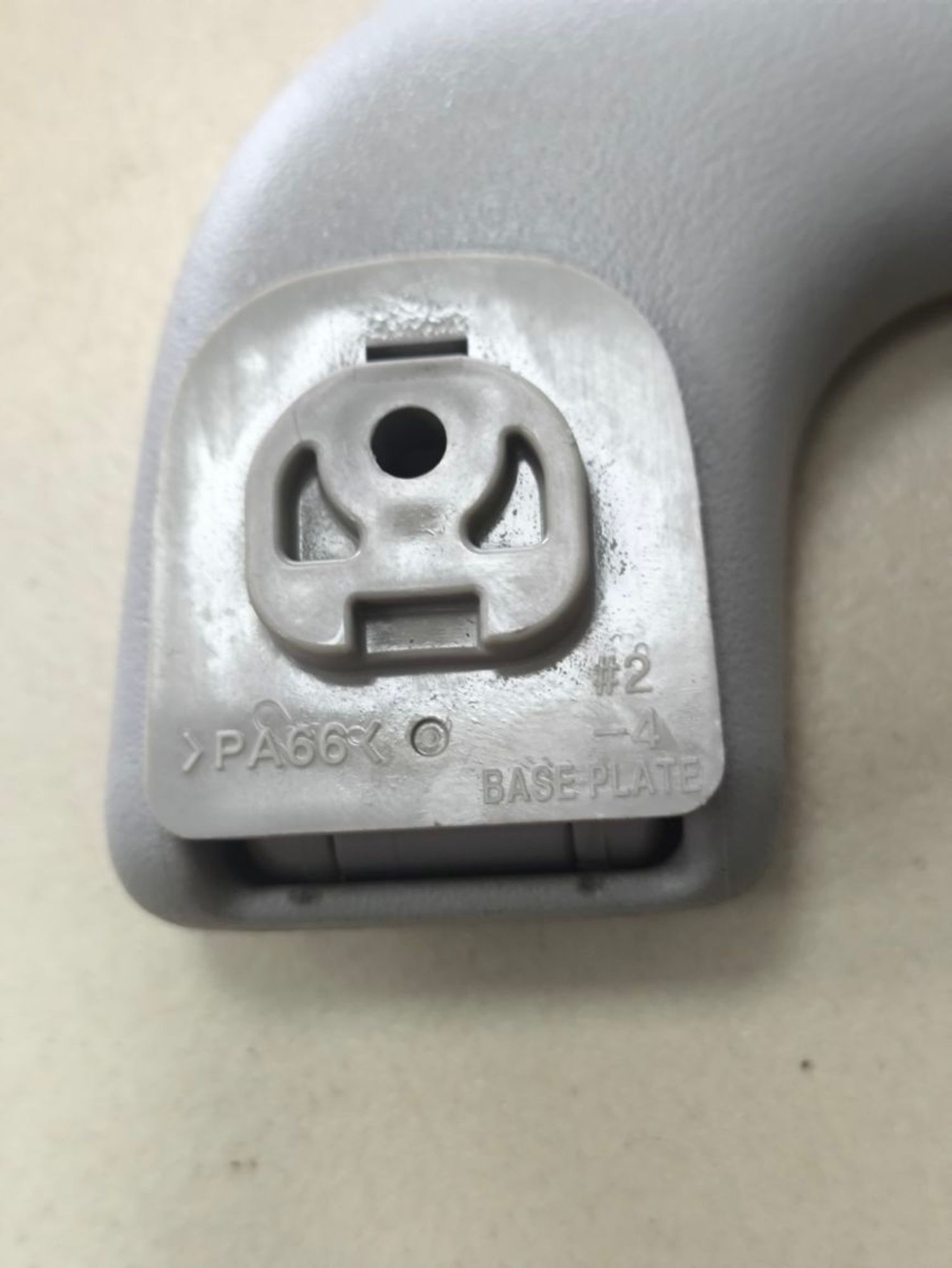 https://ycs.partsauto.market/partsauto-images/thmbs/userImages/a2d258a61cc08549ac0329b7373022c0/part/9fa4f07d-2003-4623-851a-0744d1168bd3_1782308186811.jpg