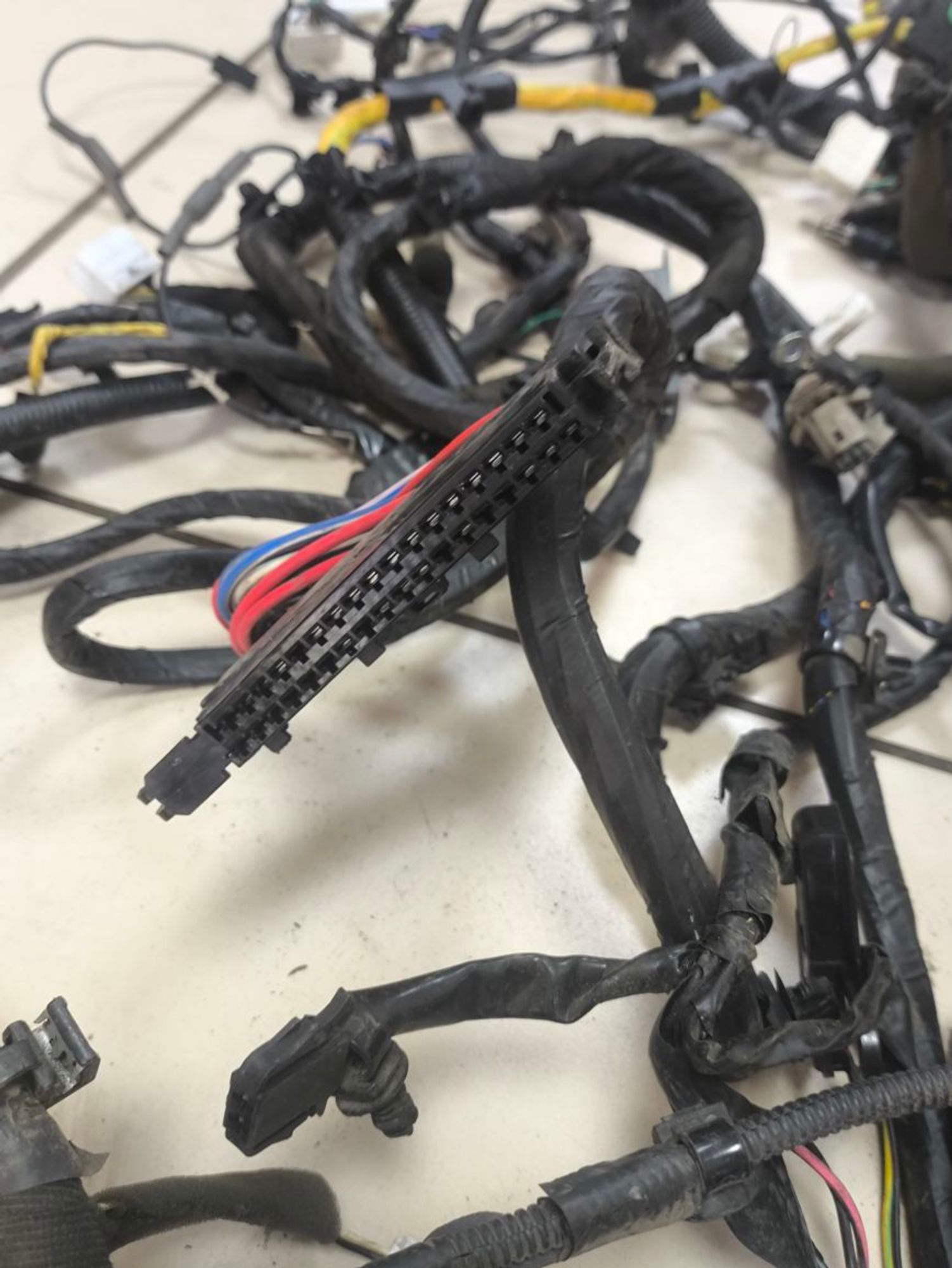 https://ycs.partsauto.market/partsauto-images/thmbs/userImages/a2d258a61cc08549ac0329b7373022c0/part/a04ab863-9ae3-48ea-bc58-96ea21dedcb3_1781682370602.jpg