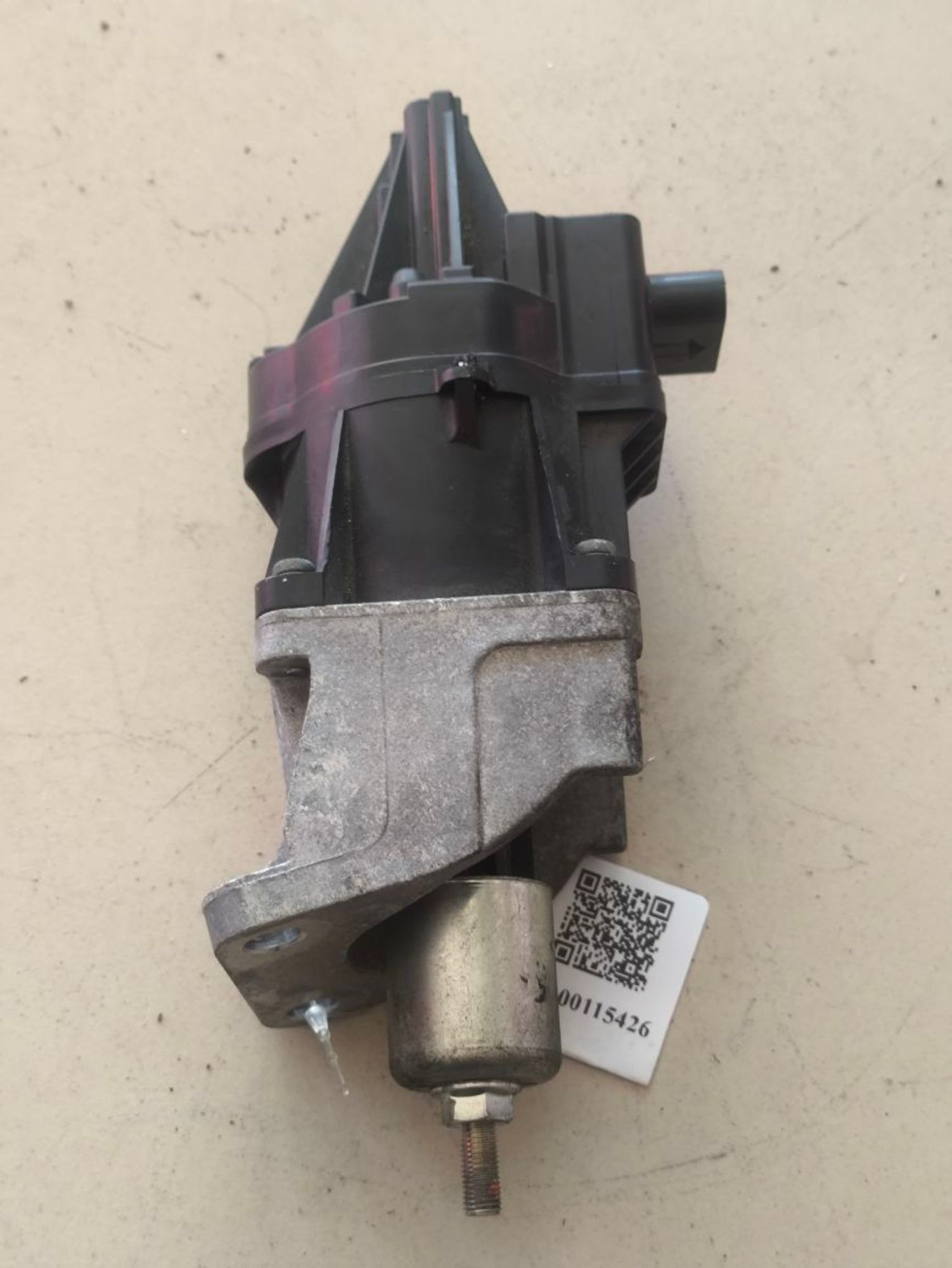 https://ycs.partsauto.market/partsauto-images/thmbs/userImages/a2d258a61cc08549ac0329b7373022c0/part/a390af99-ed4c-4be4-92d2-fd42726d4383_1785997604687.jpg