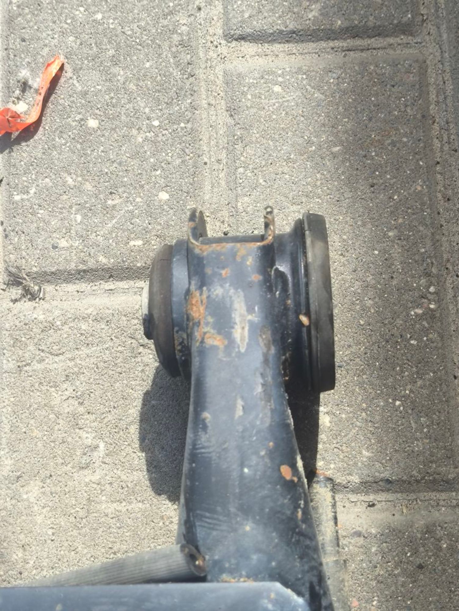 https://ycs.partsauto.market/partsauto-images/thmbs/userImages/a2d258a61cc08549ac0329b7373022c0/part/a3cf668d-0f3e-4202-95a2-3270742fac6c_1786438515811.jpg