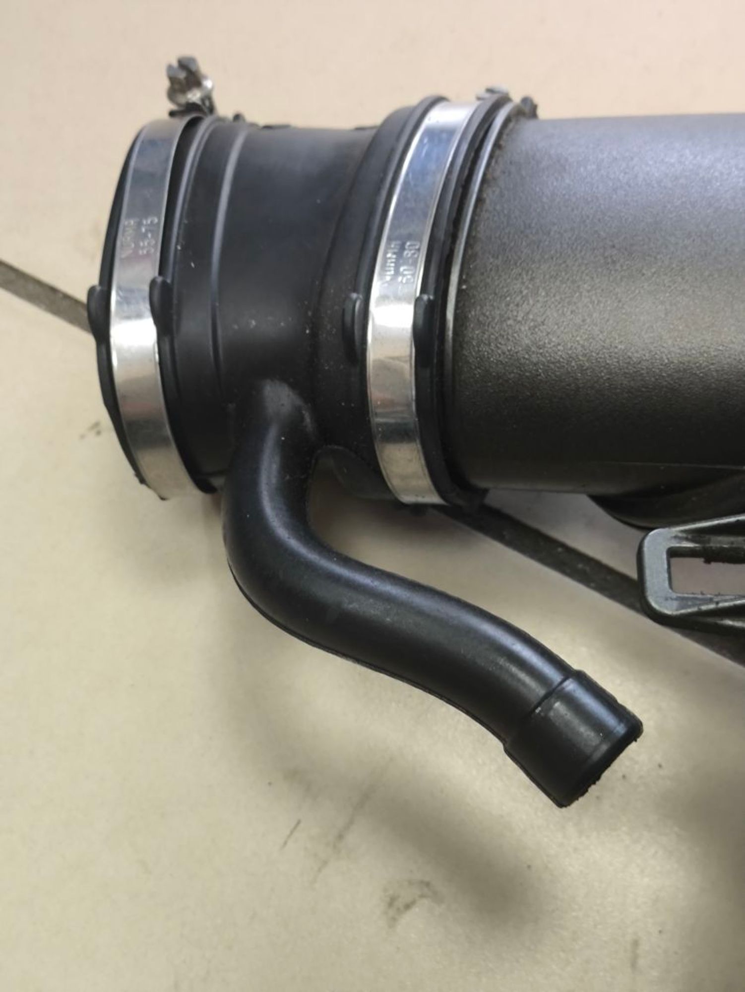 https://ycs.partsauto.market/partsauto-images/thmbs/userImages/a2d258a61cc08549ac0329b7373022c0/part/a3d3008f-e772-4d60-9750-b149bcec914d_1784730979169.jpg