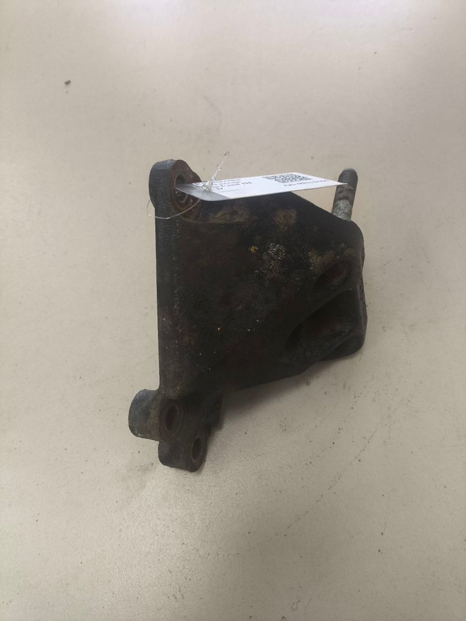 https://ycs.partsauto.market/partsauto-images/thmbs/userImages/a2d258a61cc08549ac0329b7373022c0/part/a40ecbb1-9880-404b-8024-9c70beabf307_1786101962991.jpg
