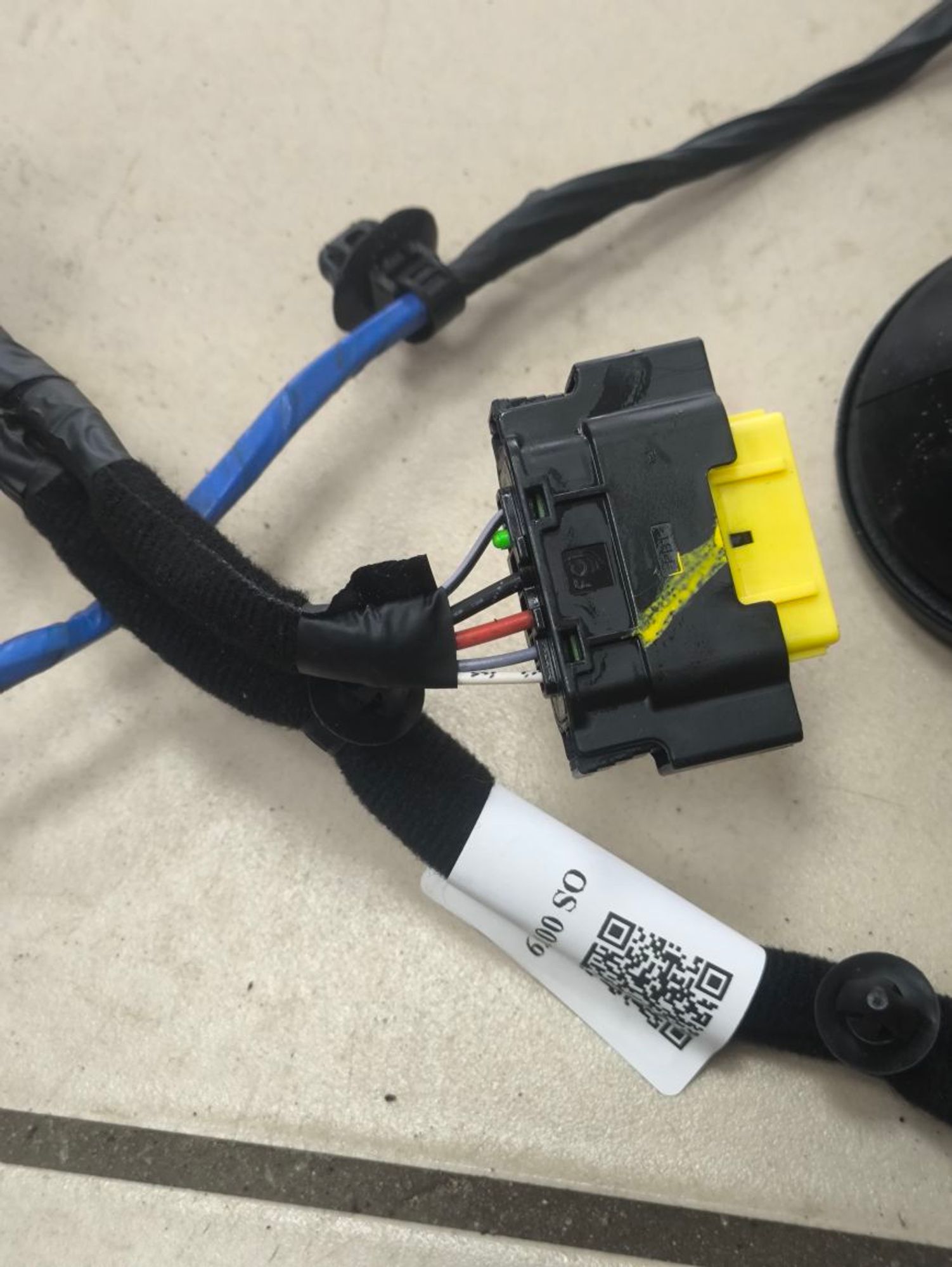 https://ycs.partsauto.market/partsauto-images/thmbs/userImages/a2d258a61cc08549ac0329b7373022c0/part/a4f9f447-c615-46e7-bd9c-fcbdf41577b6_1785493117188.jpg