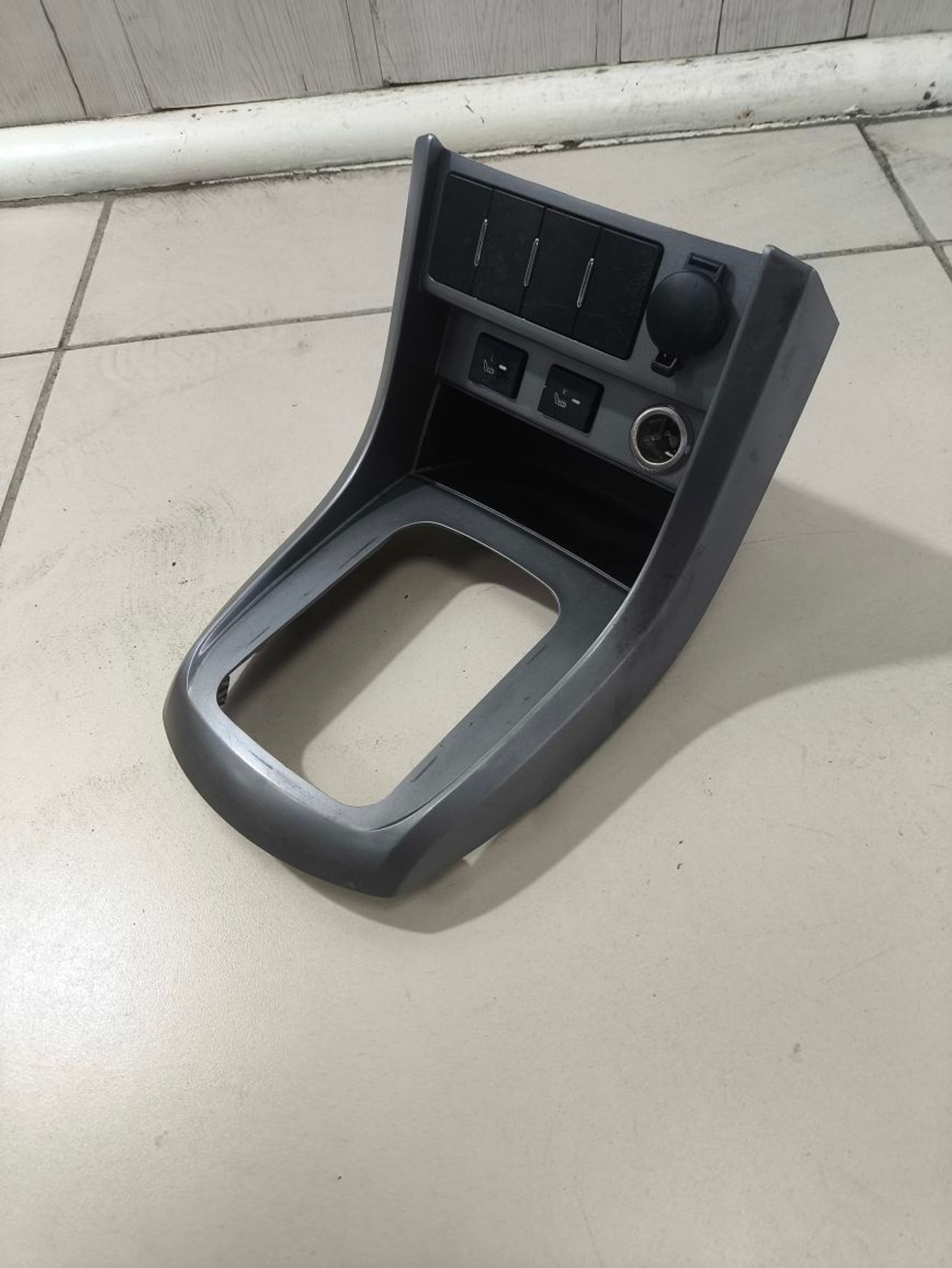 Накладка кулисы МКПП Geely Emgrand EC7, 1000 рублей, Тамбов