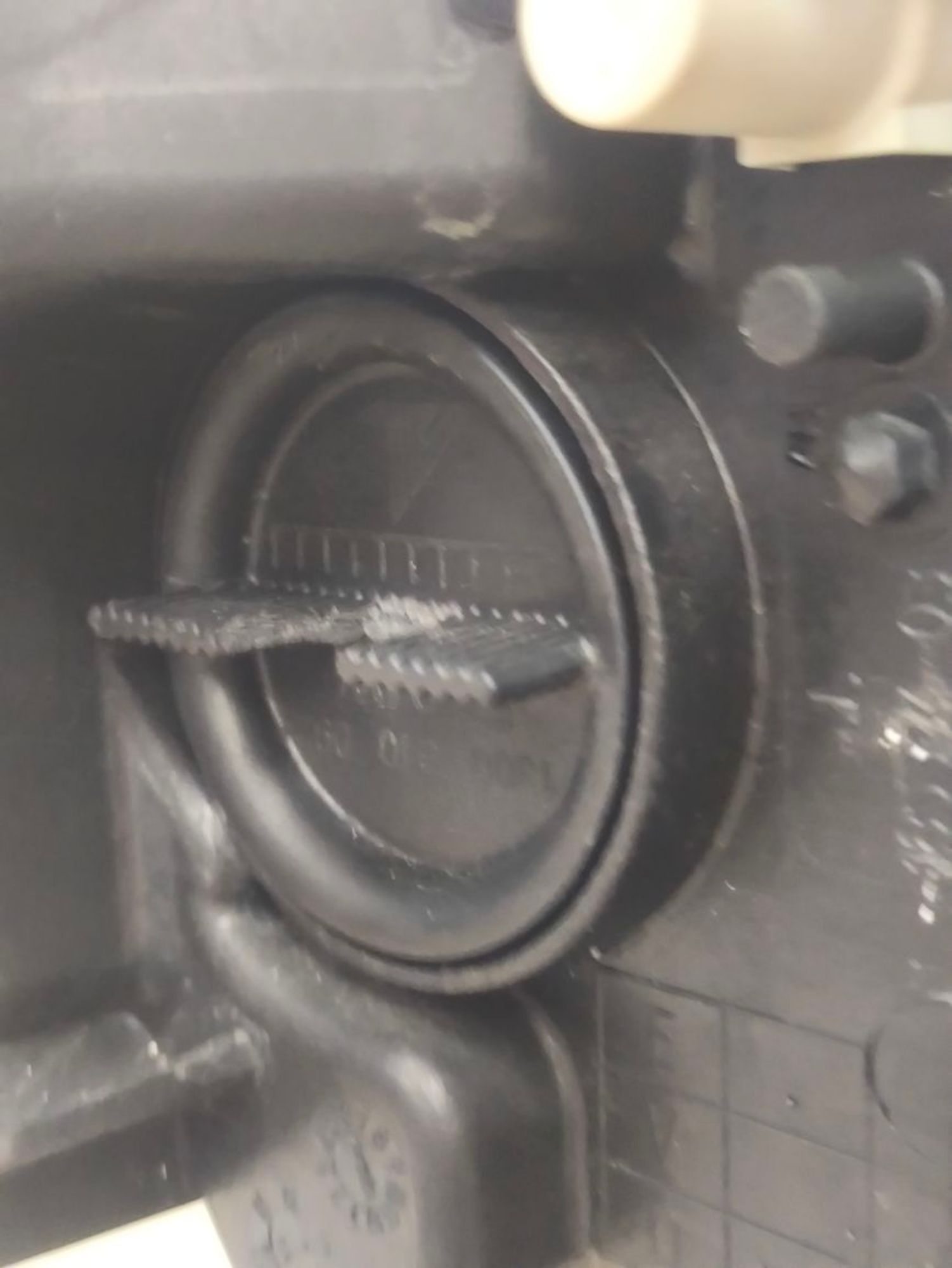 https://ycs.partsauto.market/partsauto-images/thmbs/userImages/a2d258a61cc08549ac0329b7373022c0/part/a5b44fac-a321-435b-b3dd-b6b458e2dd3d_1783418707555.jpg
