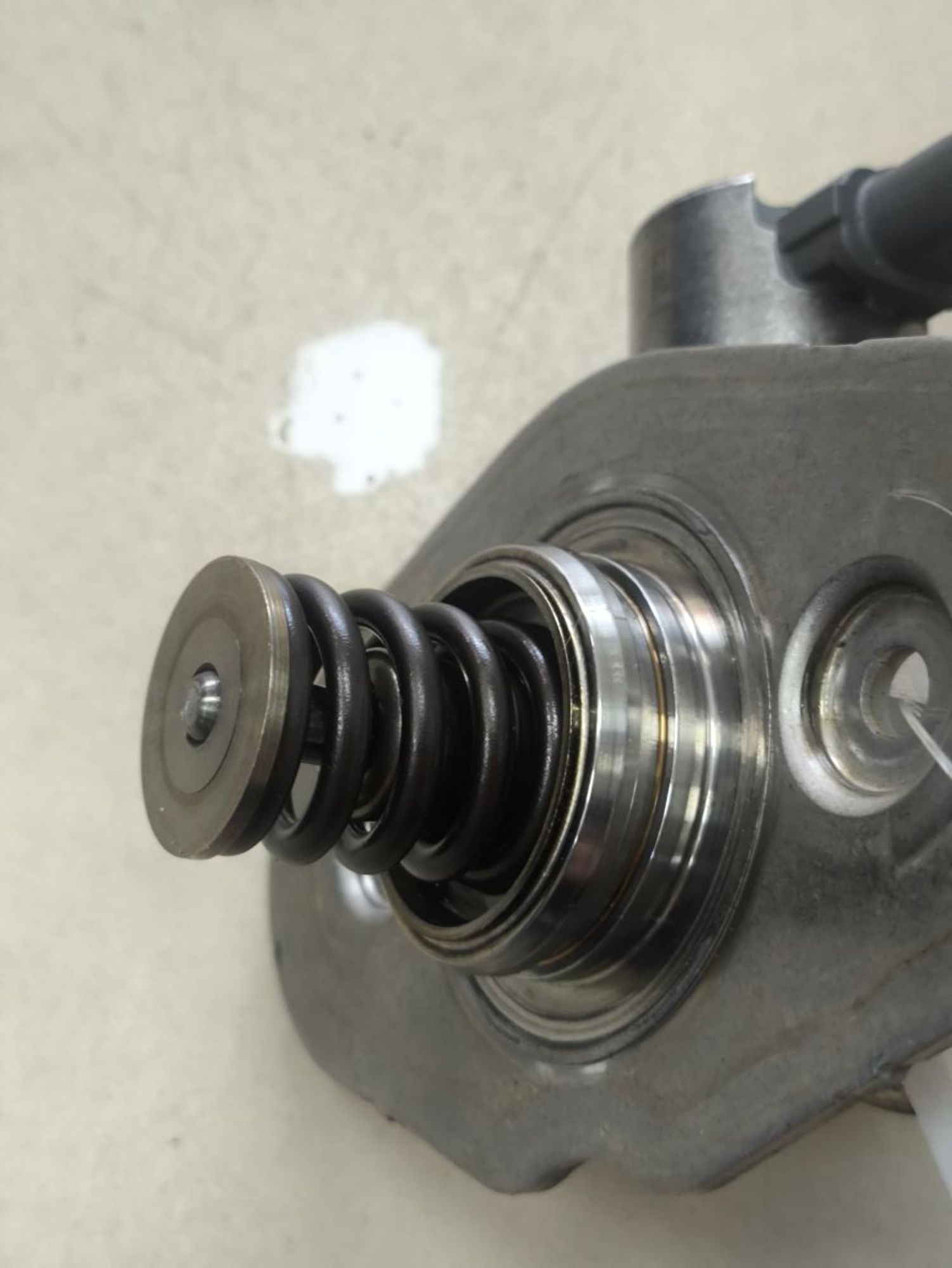 https://ycs.partsauto.market/partsauto-images/thmbs/userImages/a2d258a61cc08549ac0329b7373022c0/part/a5bdc457-1a9d-4ee0-9f1b-befb5a0ba0ff_1785939408007.jpg