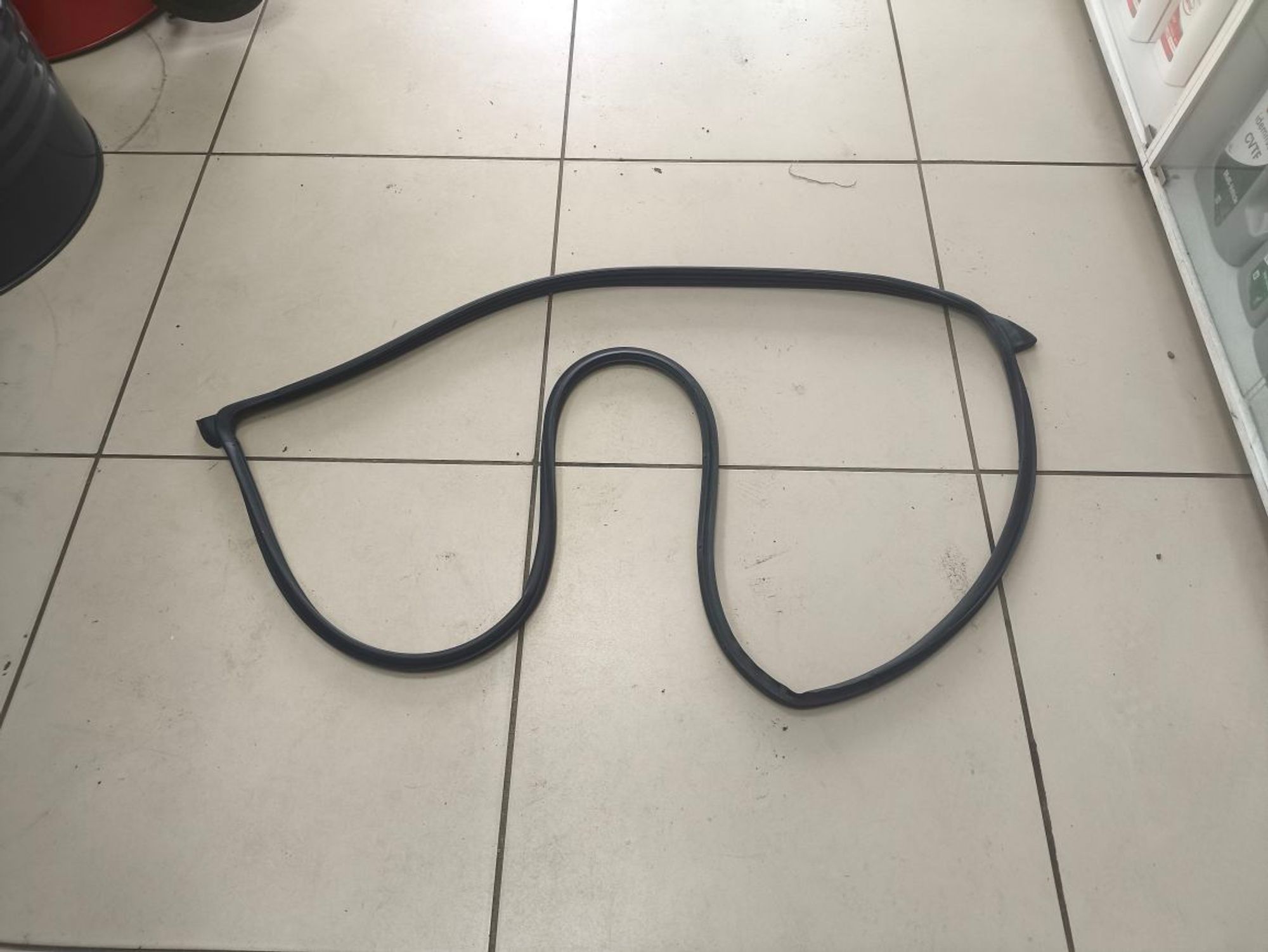 https://ycs.partsauto.market/partsauto-images/thmbs/userImages/a2d258a61cc08549ac0329b7373022c0/part/a5dda23c-fd15-49e6-8155-dfe0556e4a14_1785498543443.jpg