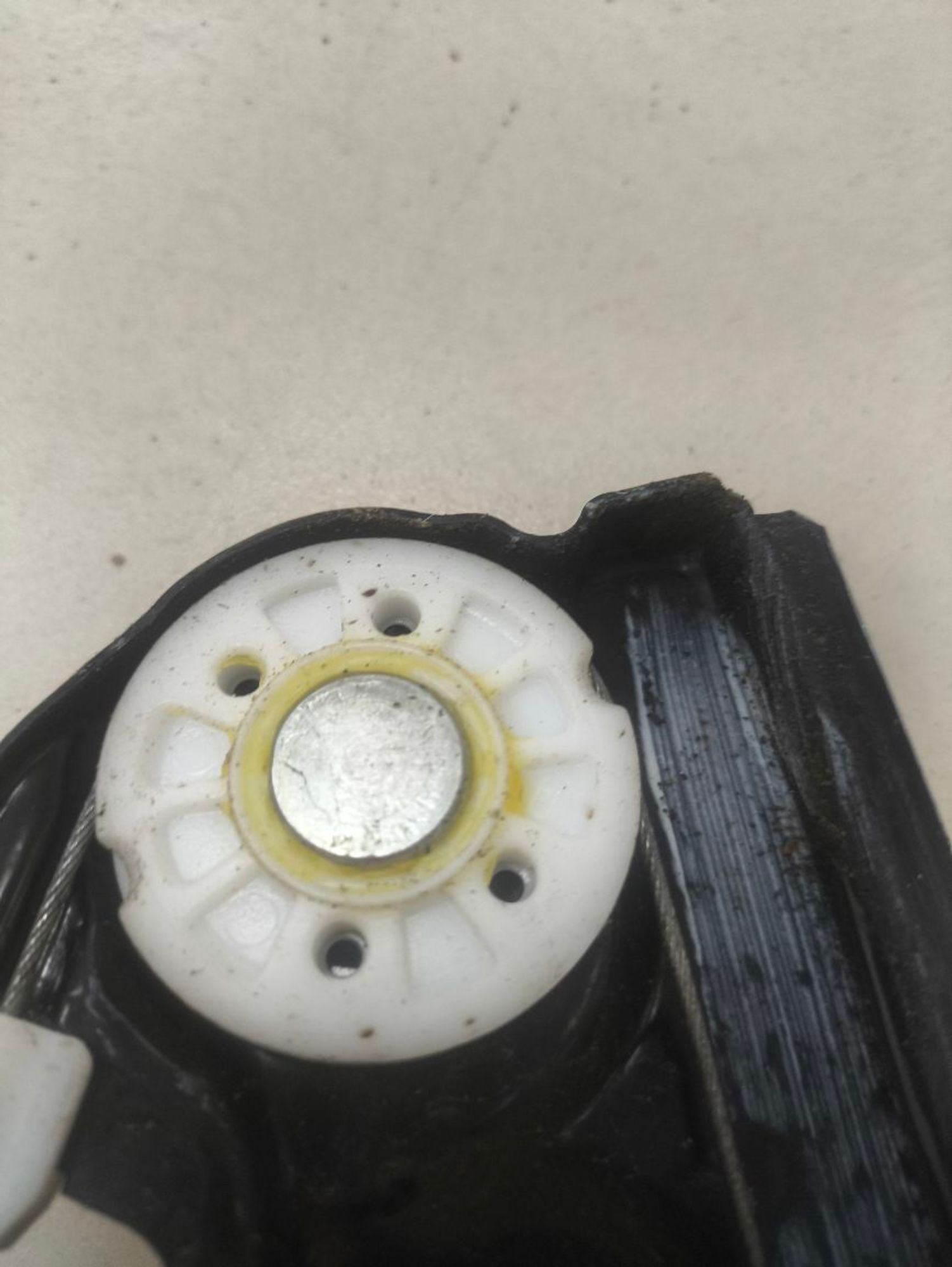 https://ycs.partsauto.market/partsauto-images/thmbs/userImages/a2d258a61cc08549ac0329b7373022c0/part/a5e0830f-b989-4a2b-9833-7b9927472613_1781783922859.jpg
