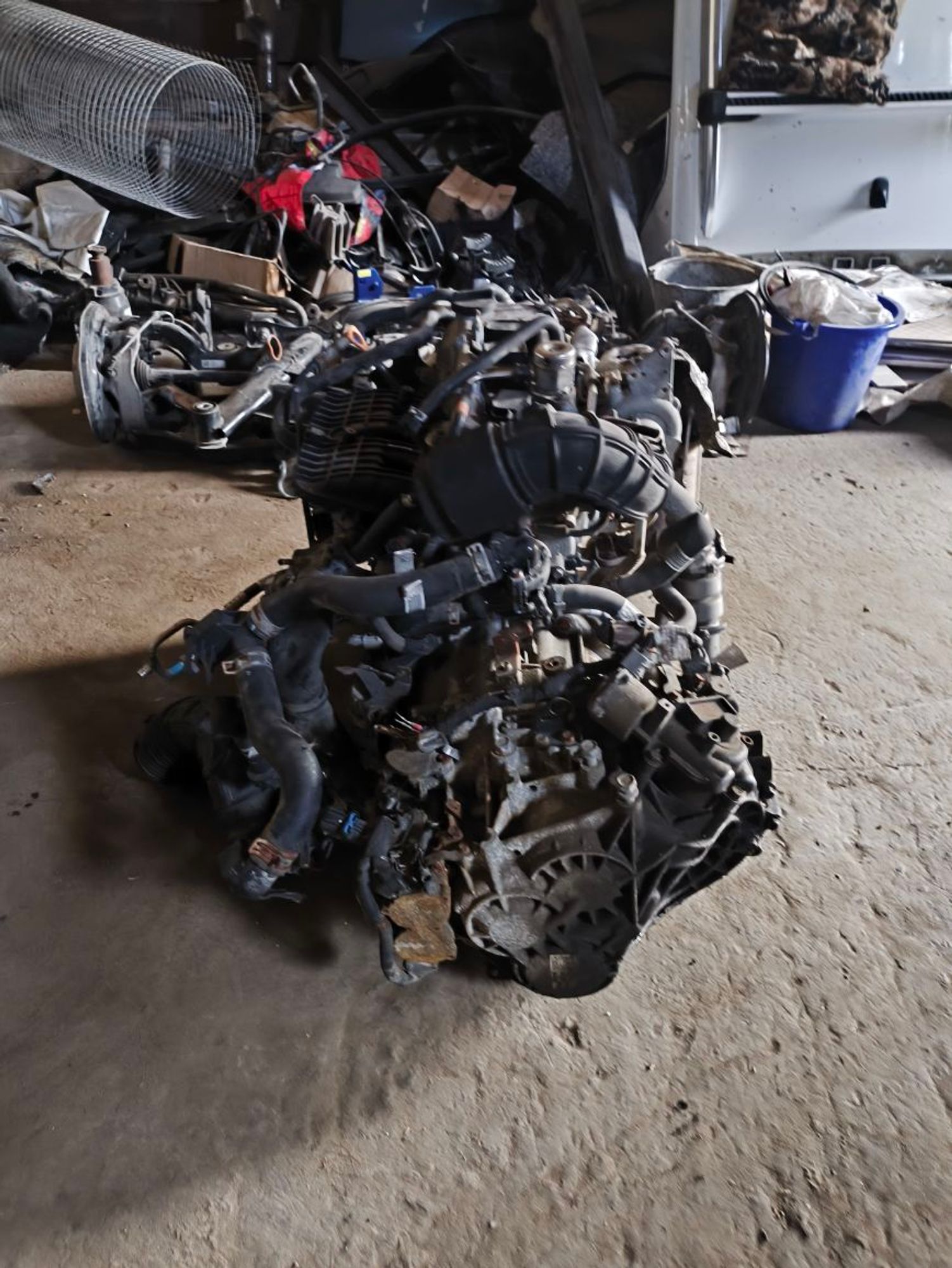 https://ycs.partsauto.market/partsauto-images/thmbs/userImages/a2d258a61cc08549ac0329b7373022c0/part/a6537d8b-b900-442e-89f3-bdf0f75bf8ed_1782289166713.jpg