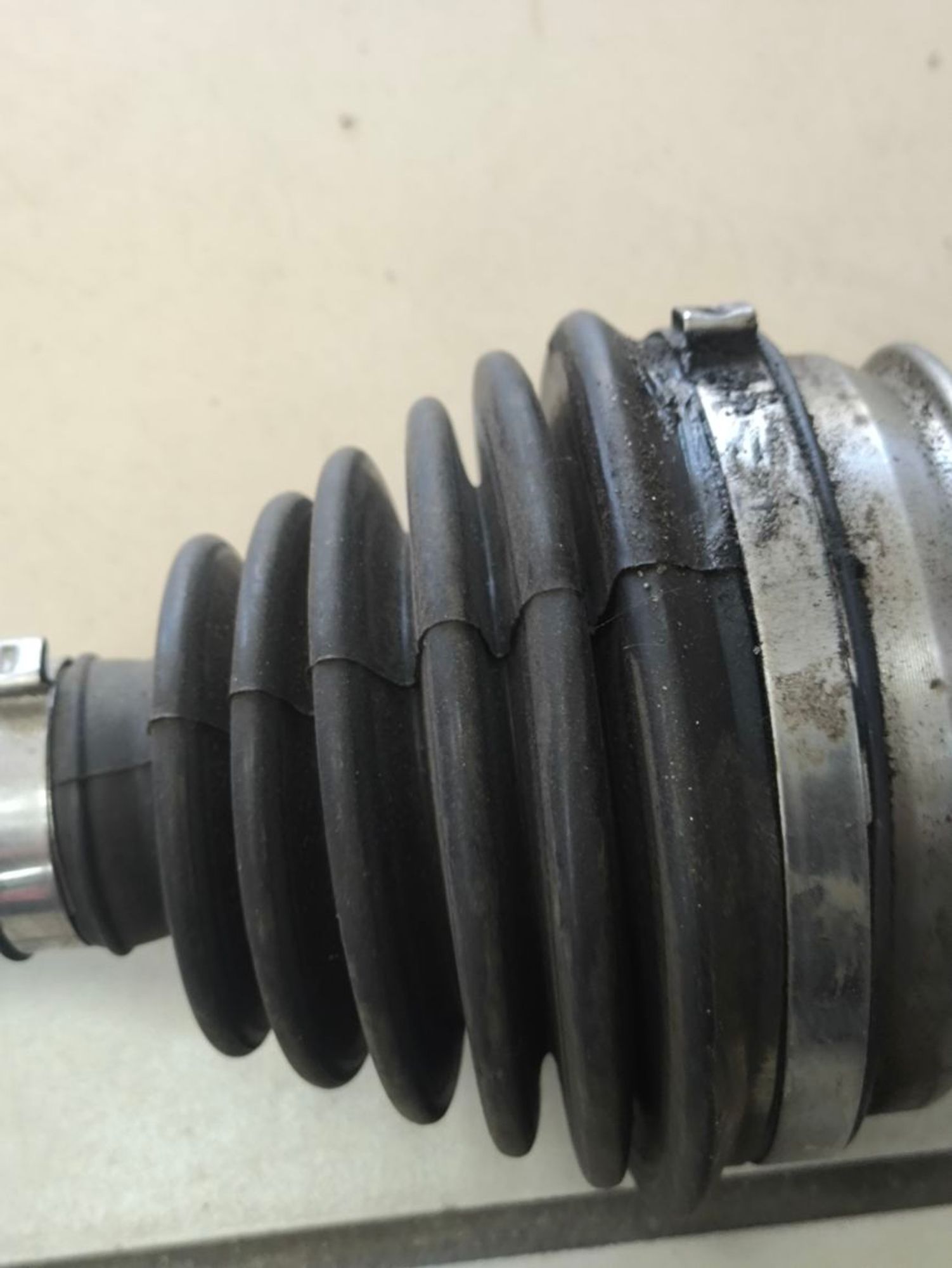 https://ycs.partsauto.market/partsauto-images/thmbs/userImages/a2d258a61cc08549ac0329b7373022c0/part/a674f95c-213e-43d4-ab08-560eaa3a3bed_1786530493502.jpg