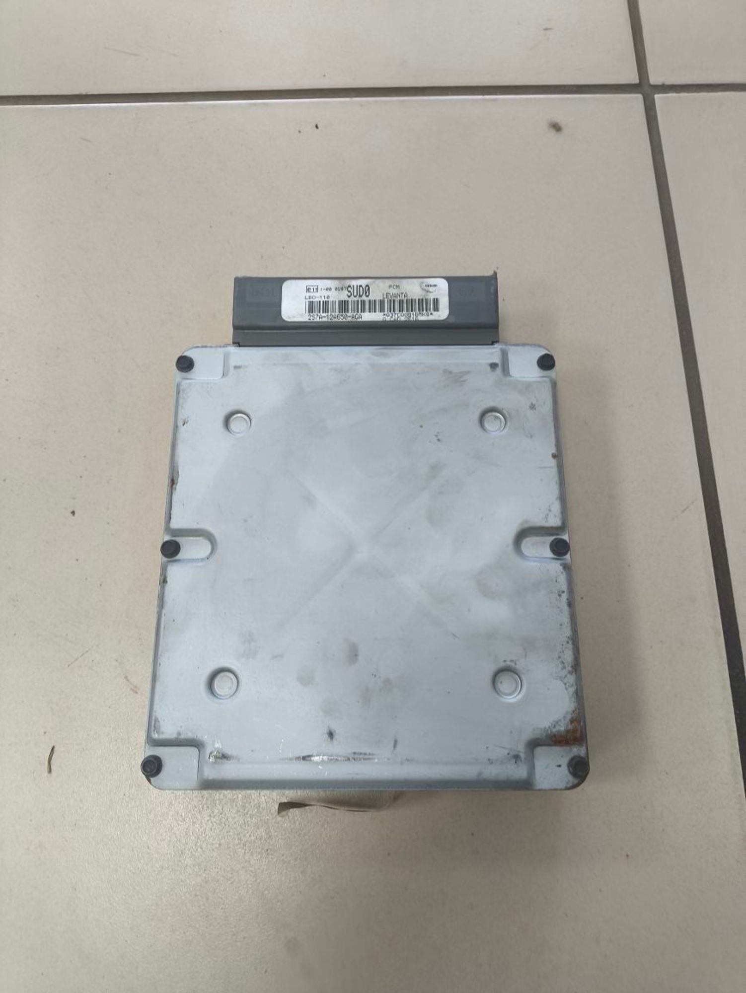 https://ycs.partsauto.market/partsauto-images/thmbs/userImages/a2d258a61cc08549ac0329b7373022c0/part/a774db92-af1c-4d25-84e2-5ee895db0ff9_1787057751419.jpg