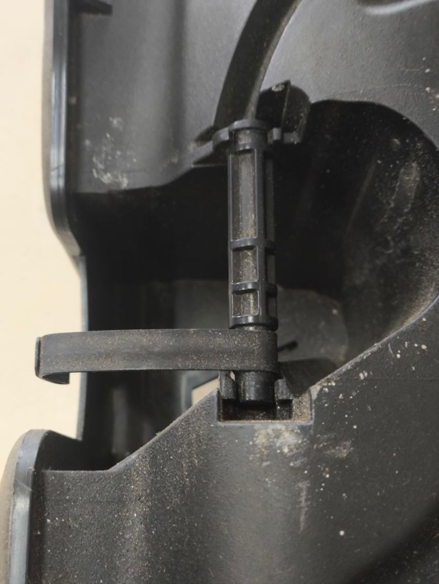 https://ycs.partsauto.market/partsauto-images/thmbs/userImages/a2d258a61cc08549ac0329b7373022c0/part/a7b0e81a-3171-4947-95a2-a6db342edbf2_1782397051796.jpg