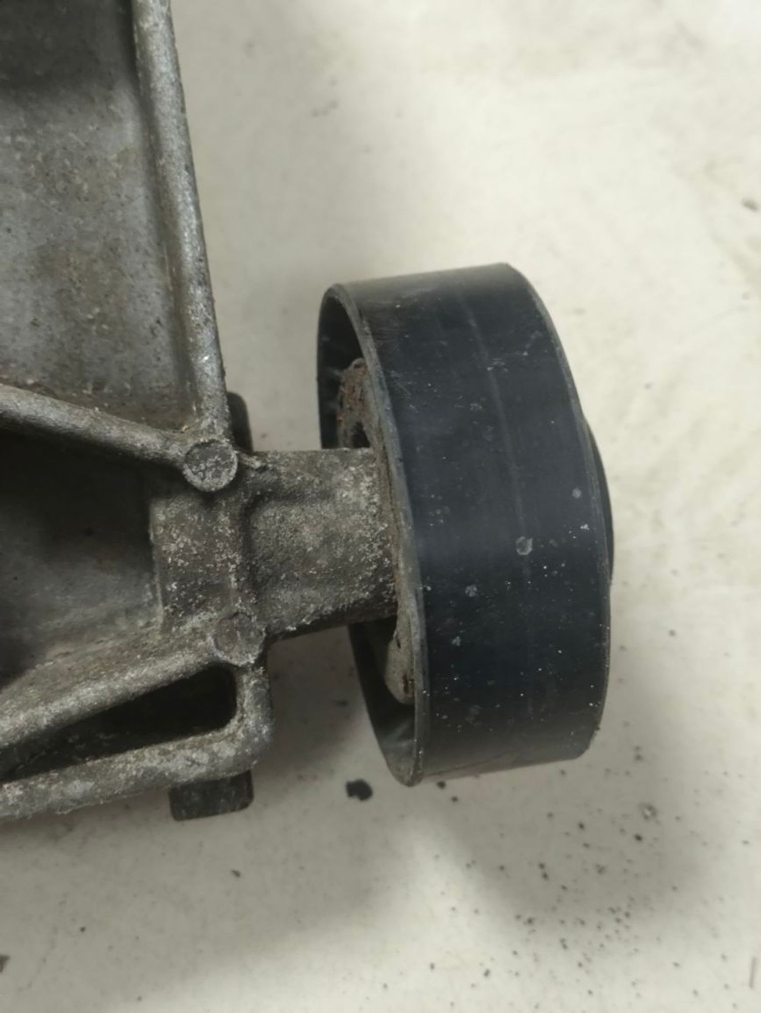 https://ycs.partsauto.market/partsauto-images/thmbs/userImages/a2d258a61cc08549ac0329b7373022c0/part/a808dd31-d82f-432d-b751-58b2766688d6_1787210375593.jpg